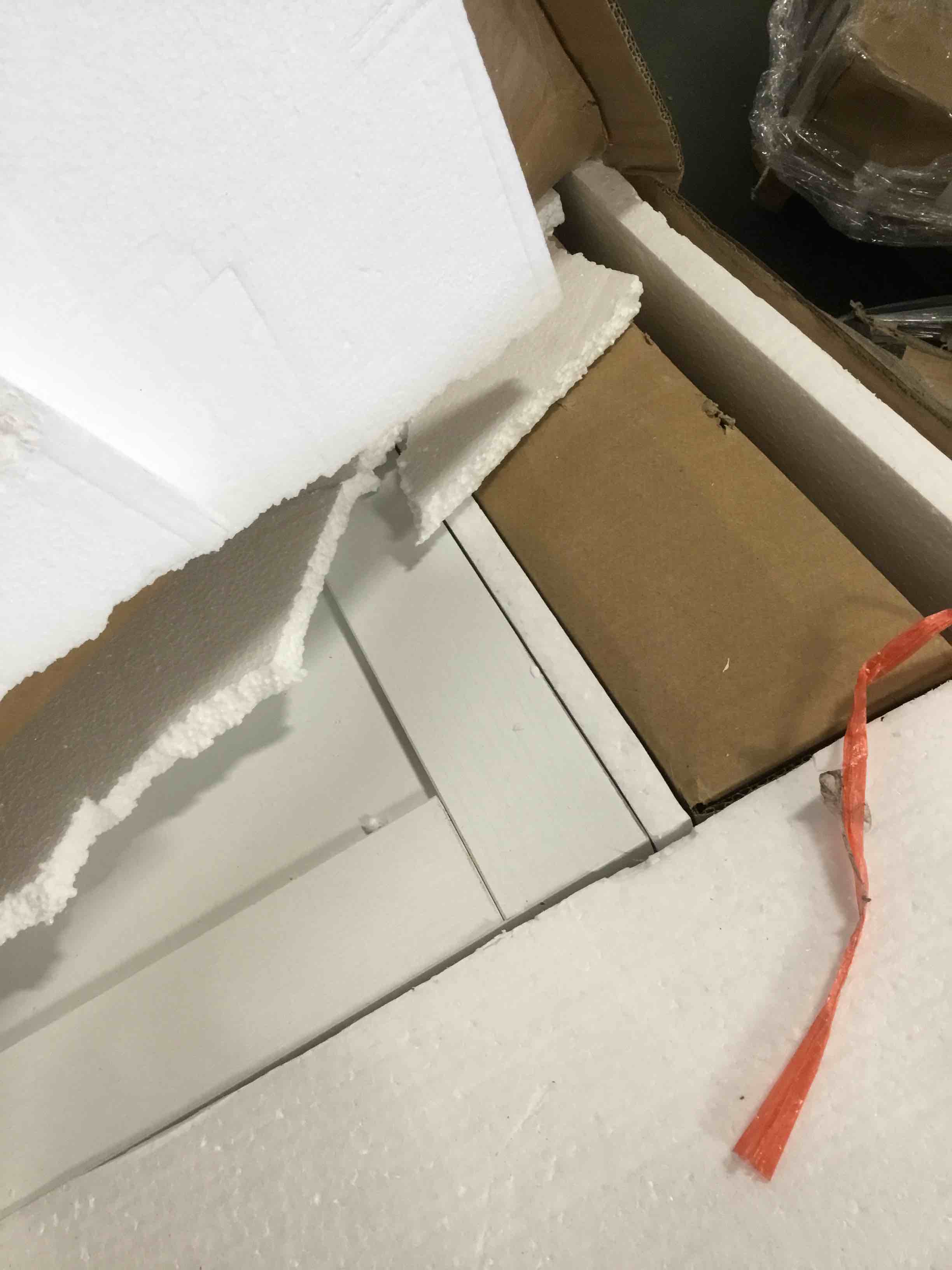 https://s3.amazonaws.com/lotting-images-prod/bidfta/PPE1421538_1742585151428.jpeg