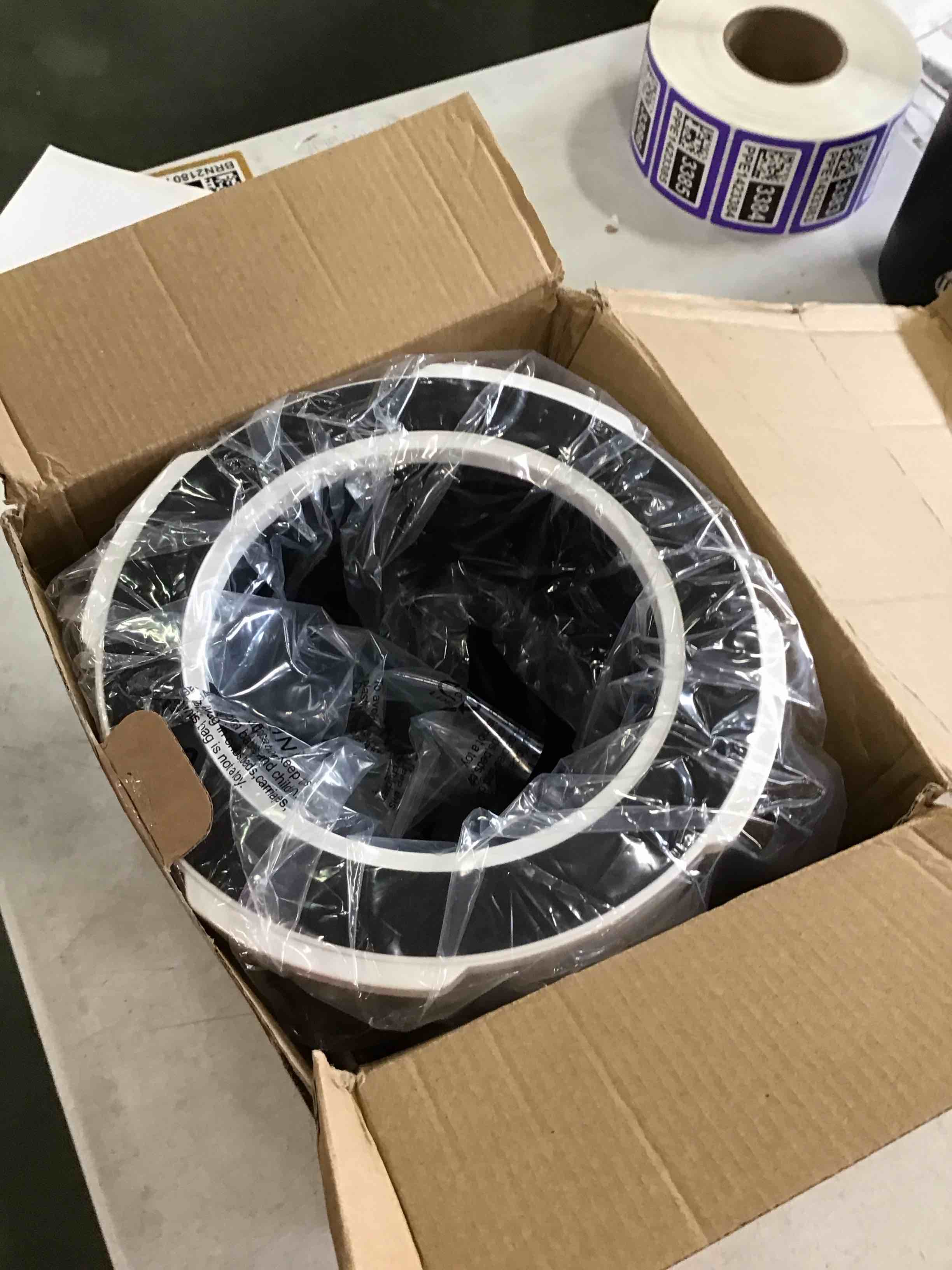 https://s3.amazonaws.com/lotting-images-prod/bidfta/PPE1423368_1741017841182.jpeg
