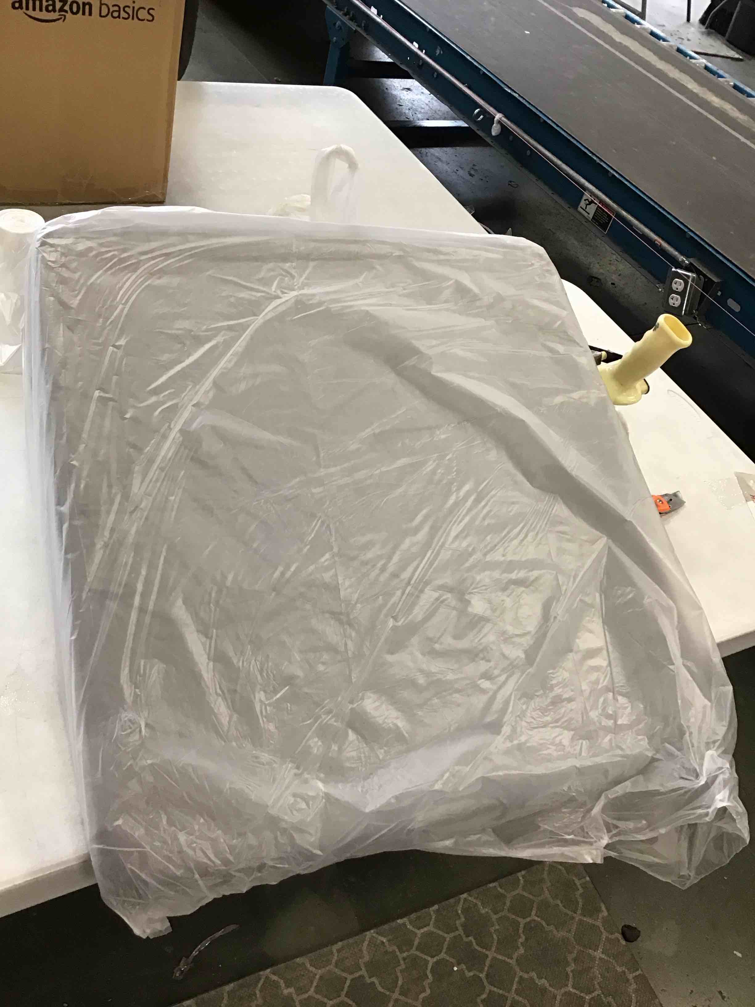https://s3.amazonaws.com/lotting-images-prod/bidfta/PPE1425060_1742402793992.jpeg