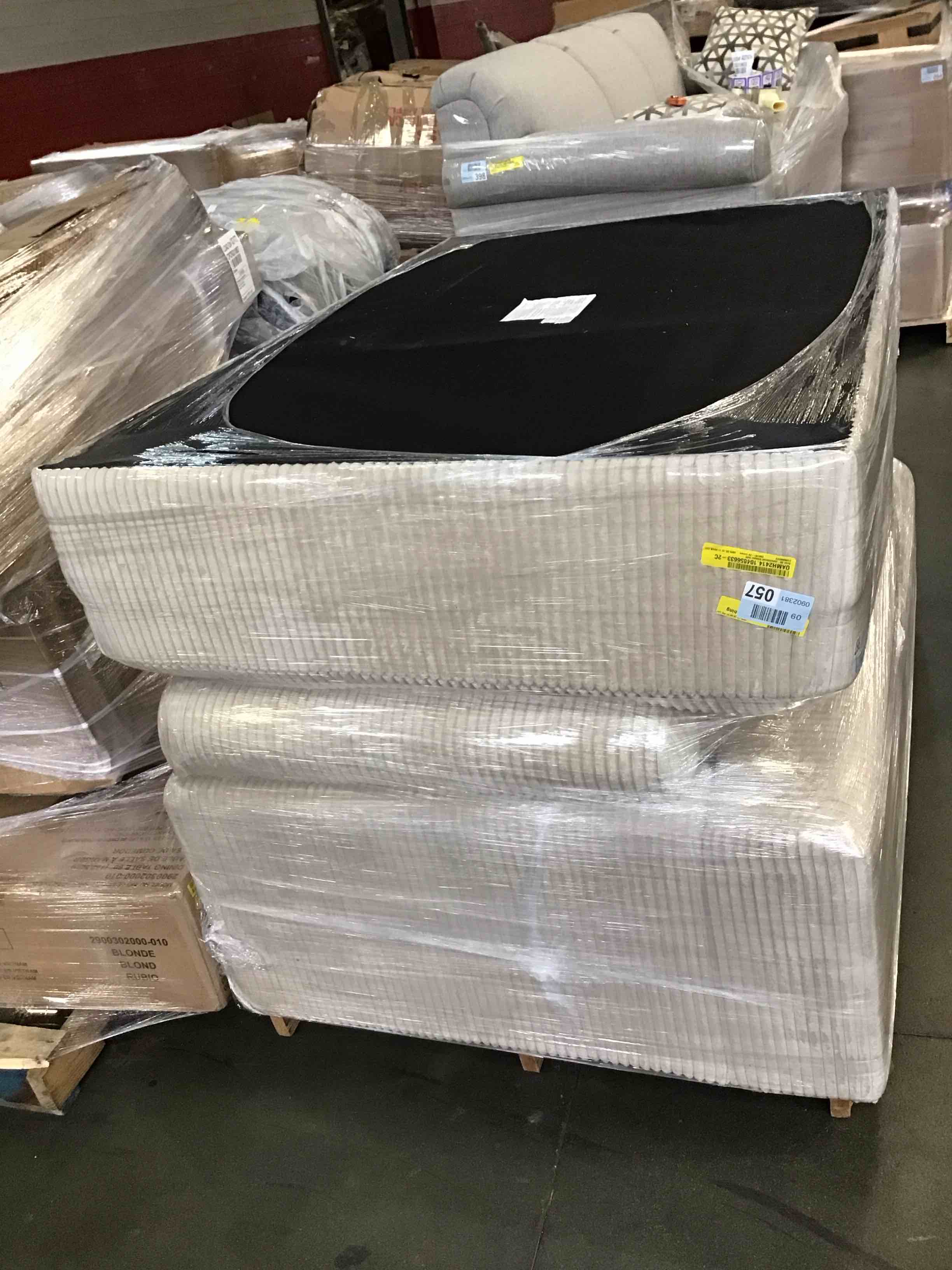 https://s3.amazonaws.com/lotting-images-prod/bidfta/PPE1425310_1742498664241.jpeg