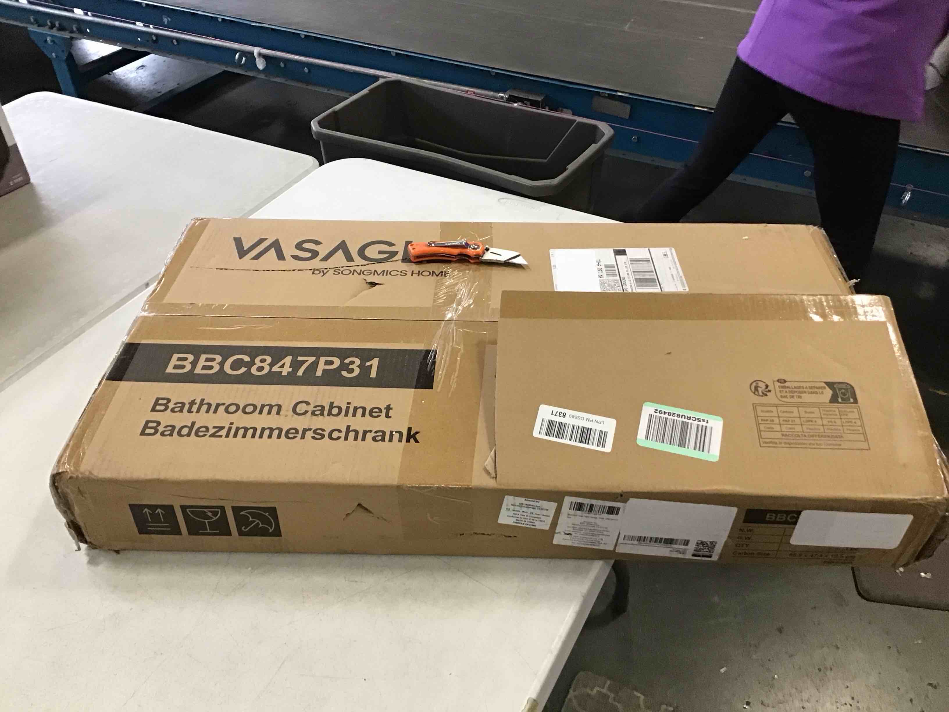 https://s3.amazonaws.com/lotting-images-prod/bidfta/PPE1425870_1743014959614.jpeg