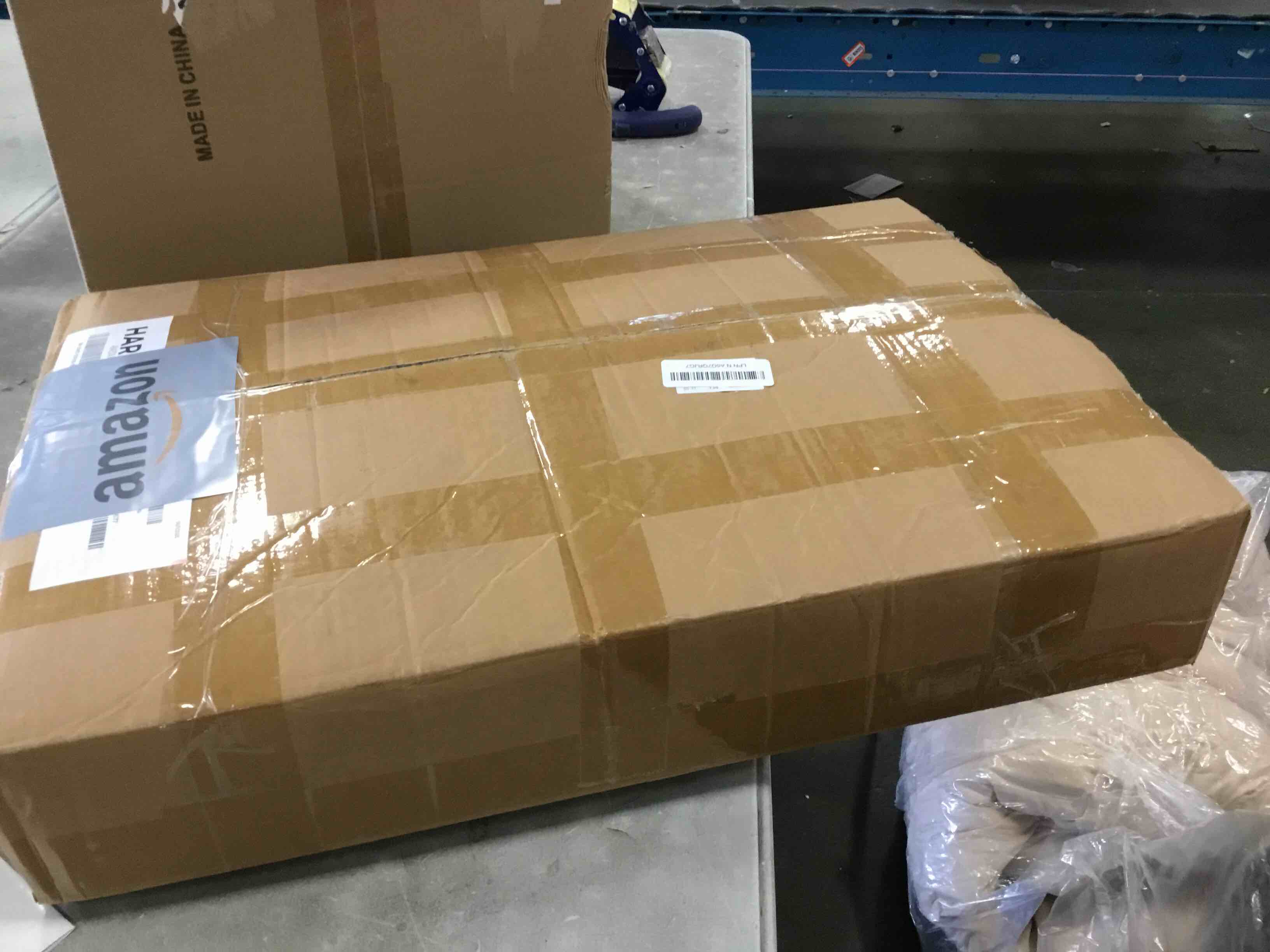 https://s3.amazonaws.com/lotting-images-prod/bidfta/PPE1426405_1743174697086.jpeg