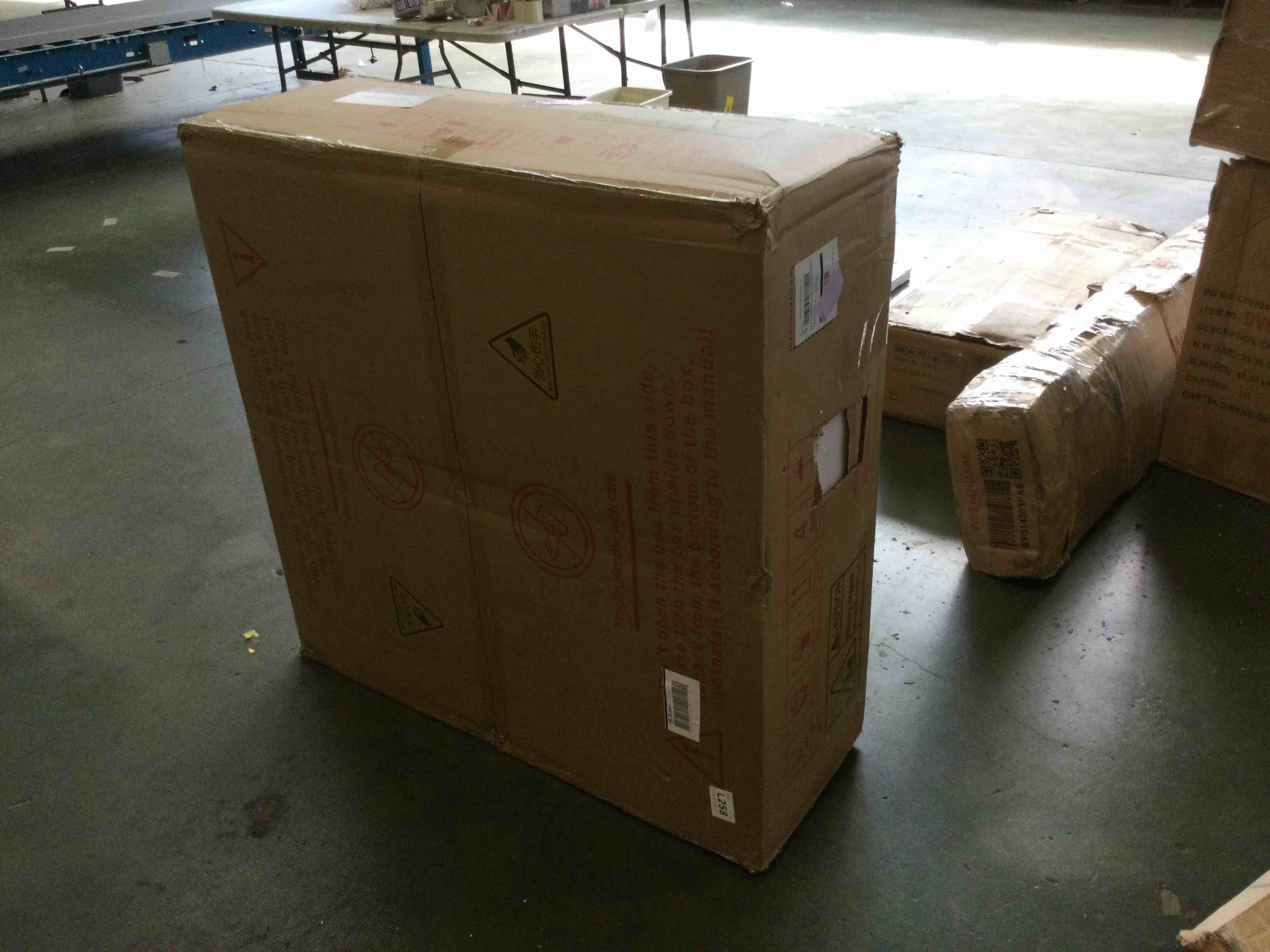 https://s3.amazonaws.com/lotting-images-prod/bidfta/PPE1426540_1744037871527.jpeg