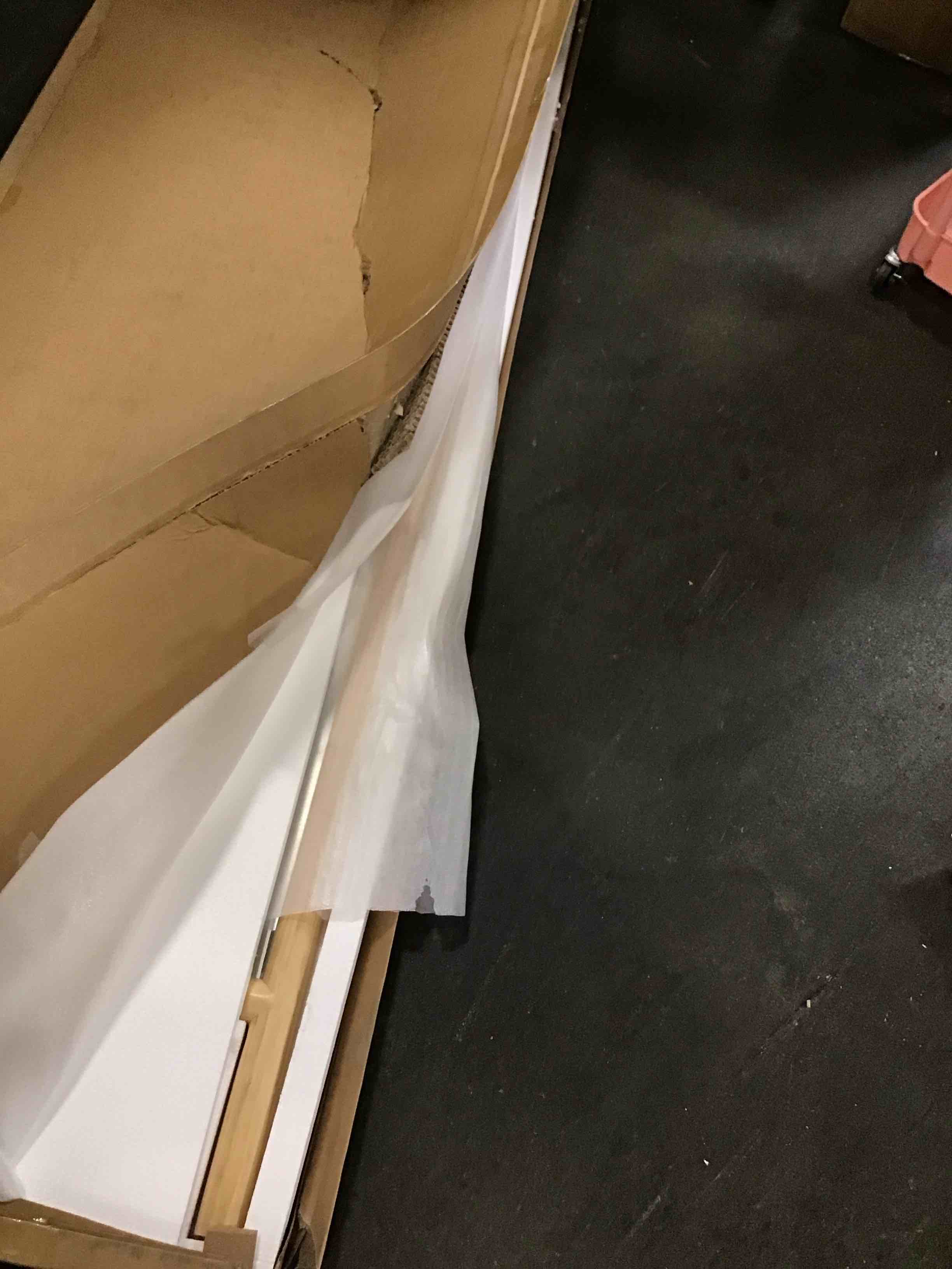 https://s3.amazonaws.com/lotting-images-prod/bidfta/PPE1427125_1746023237336.jpeg