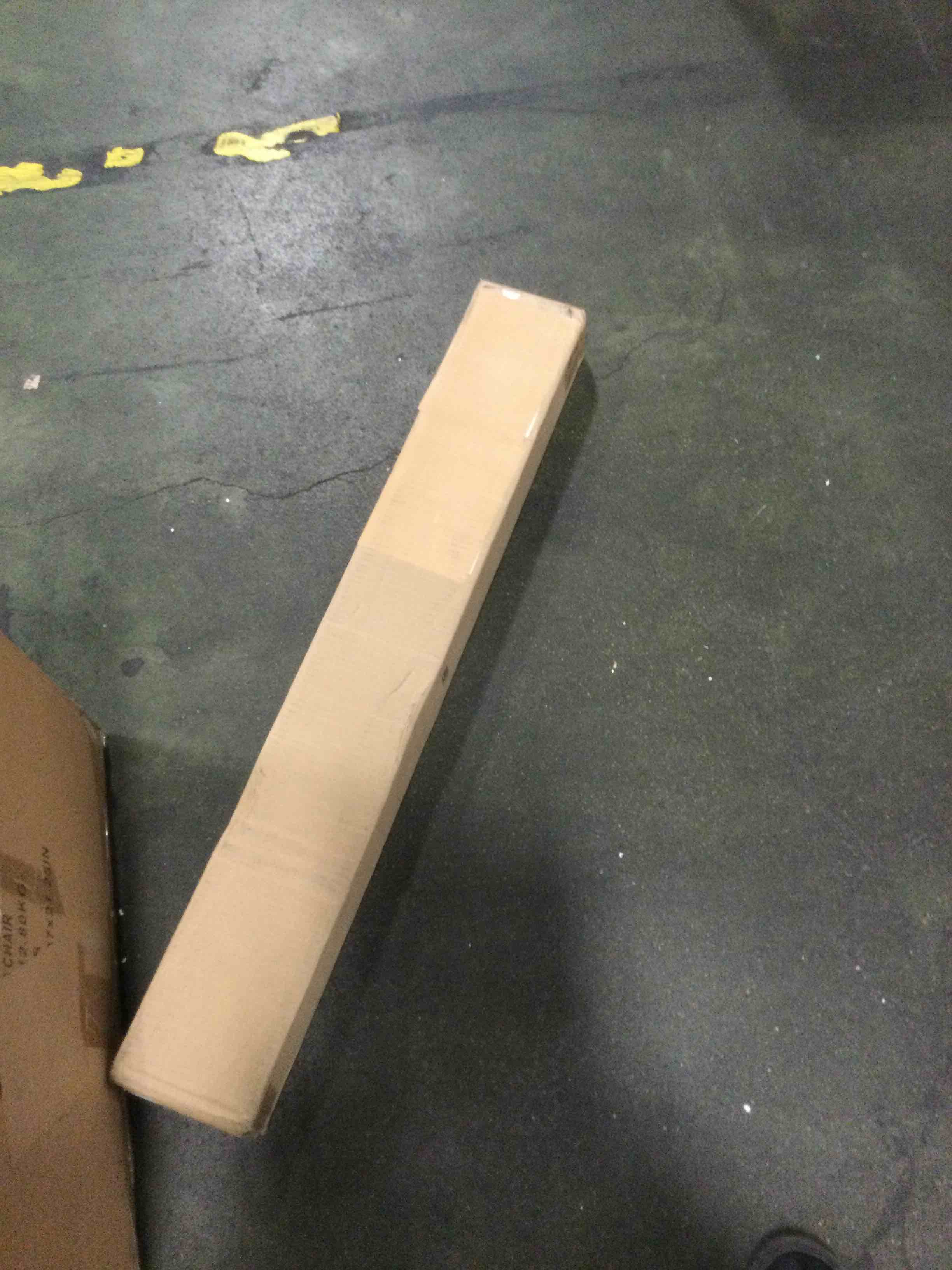 https://s3.amazonaws.com/lotting-images-prod/bidfta/PPE1427181_1746114201215.jpeg