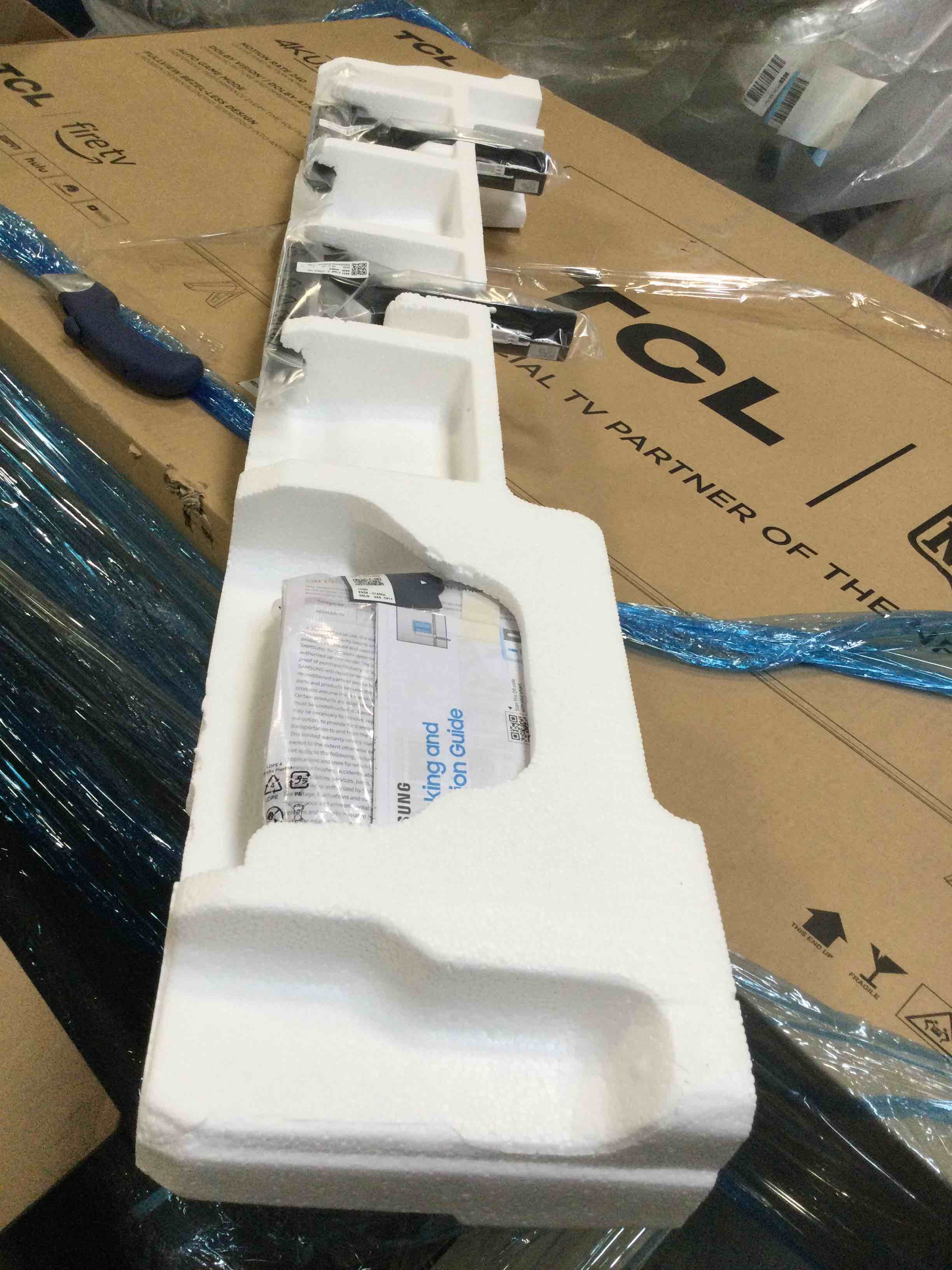 https://s3.amazonaws.com/lotting-images-prod/bidfta/PPE1427183_1746117436204.jpeg