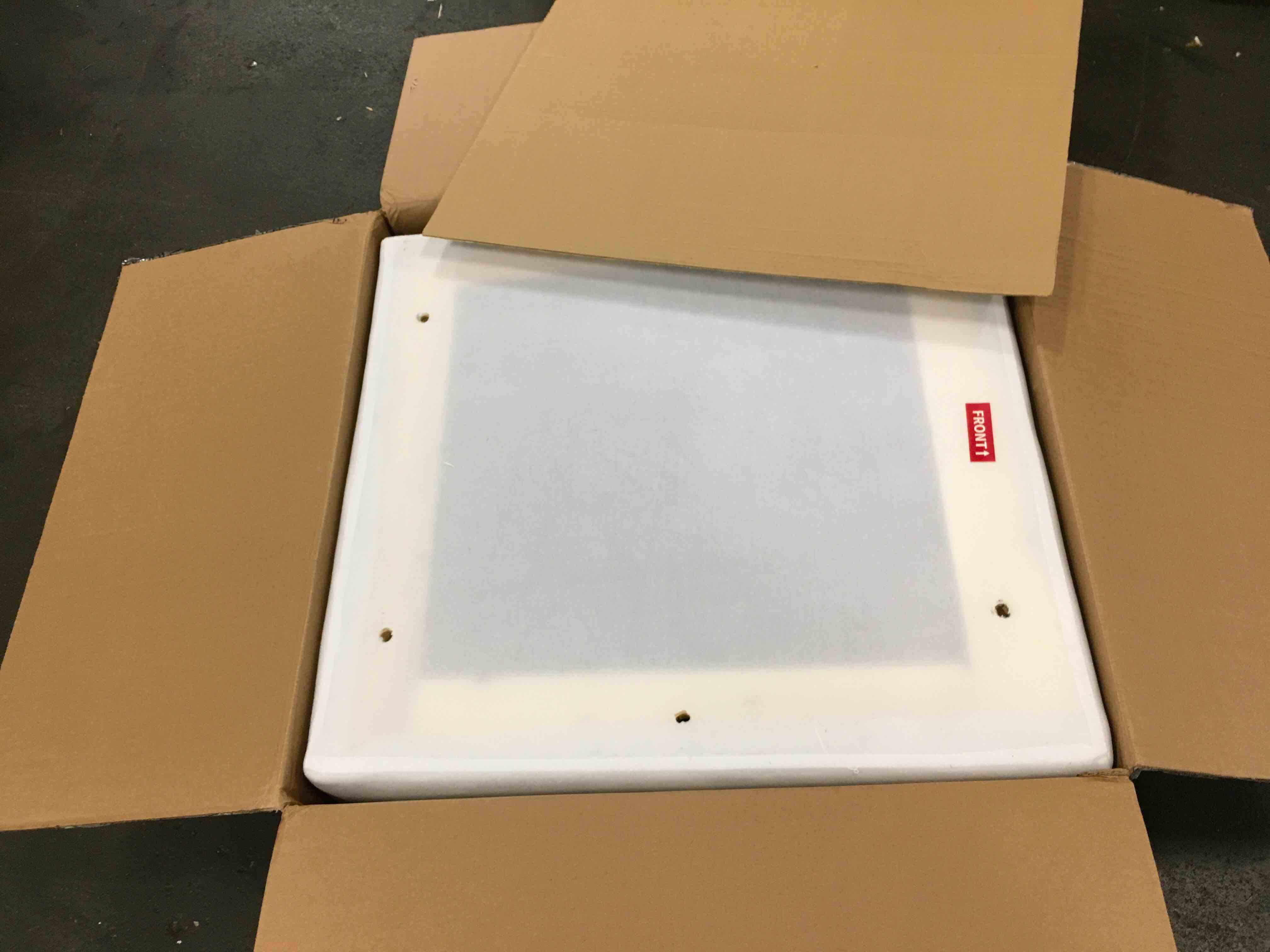 https://s3.amazonaws.com/lotting-images-prod/bidfta/PPE1427219_1746198985569.jpeg