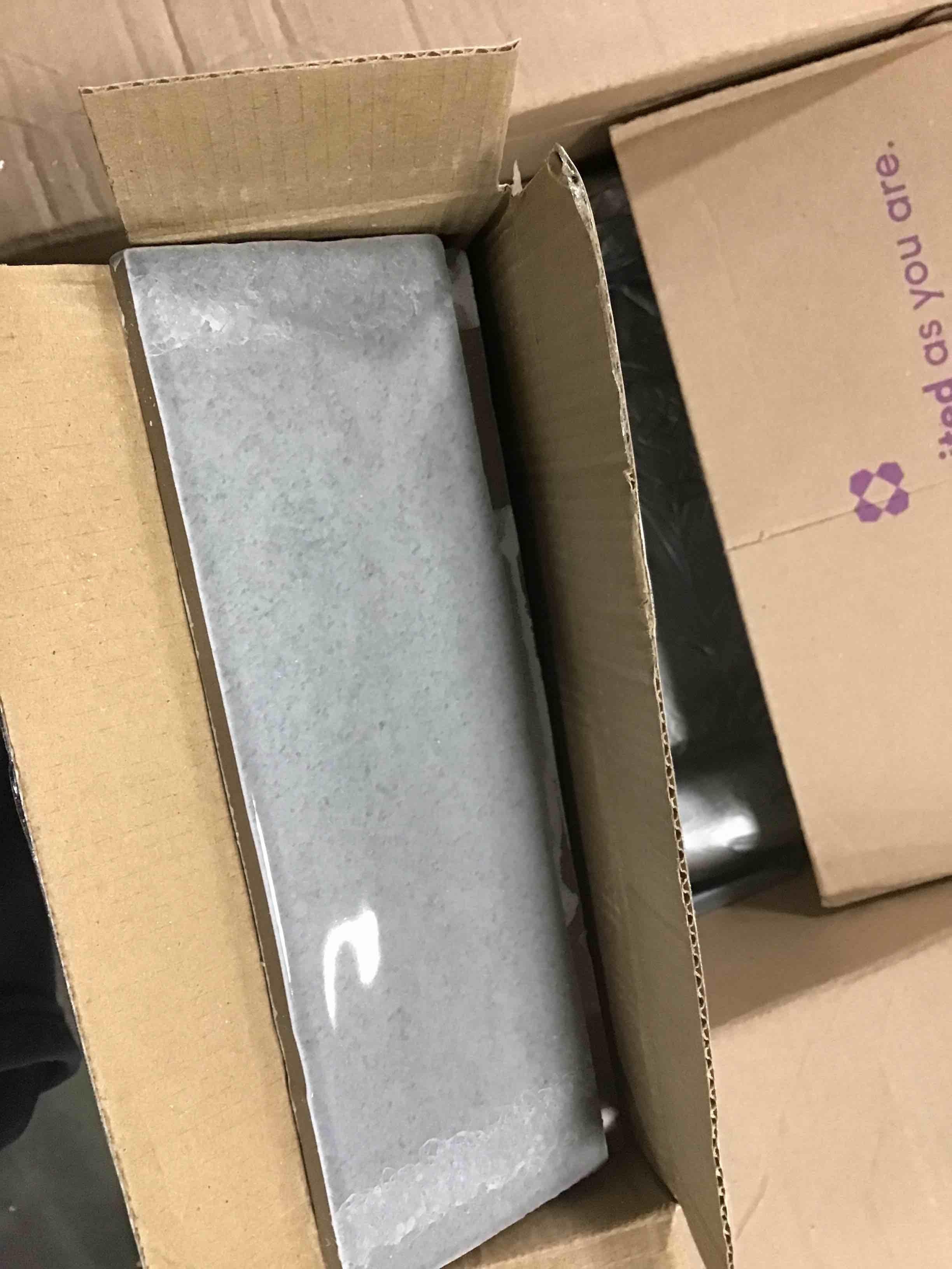 https://s3.amazonaws.com/lotting-images-prod/bidfta/PPE1427295_1746465659470.jpeg