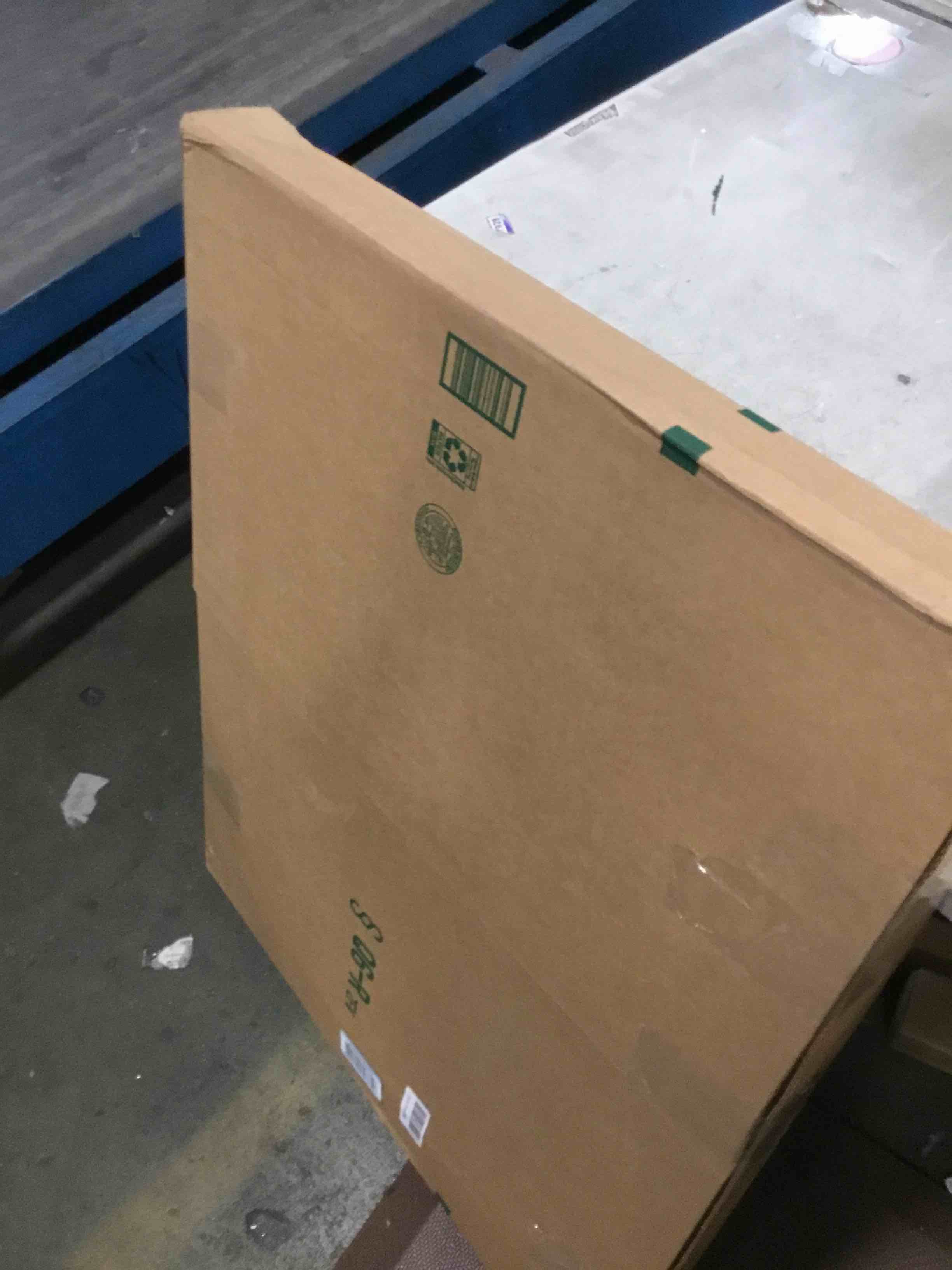 https://s3.amazonaws.com/lotting-images-prod/bidfta/PPE1428040_1749064835429.jpeg