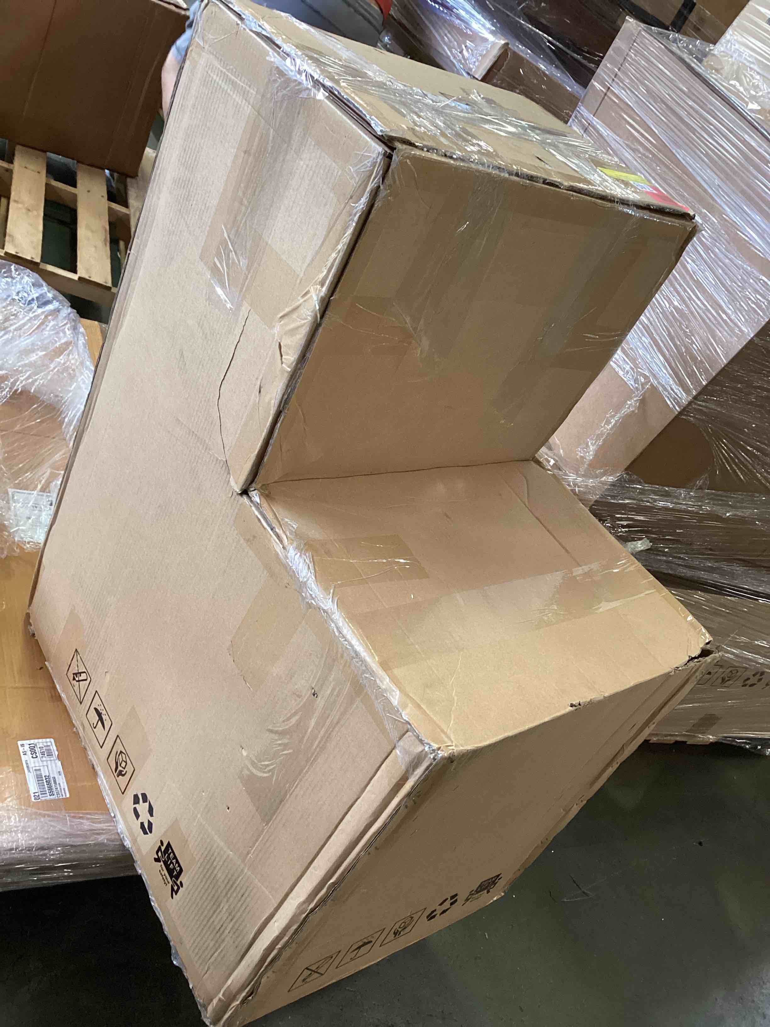 https://s3.amazonaws.com/lotting-images-prod/bidfta/PPE1428403_1749569769485.jpeg