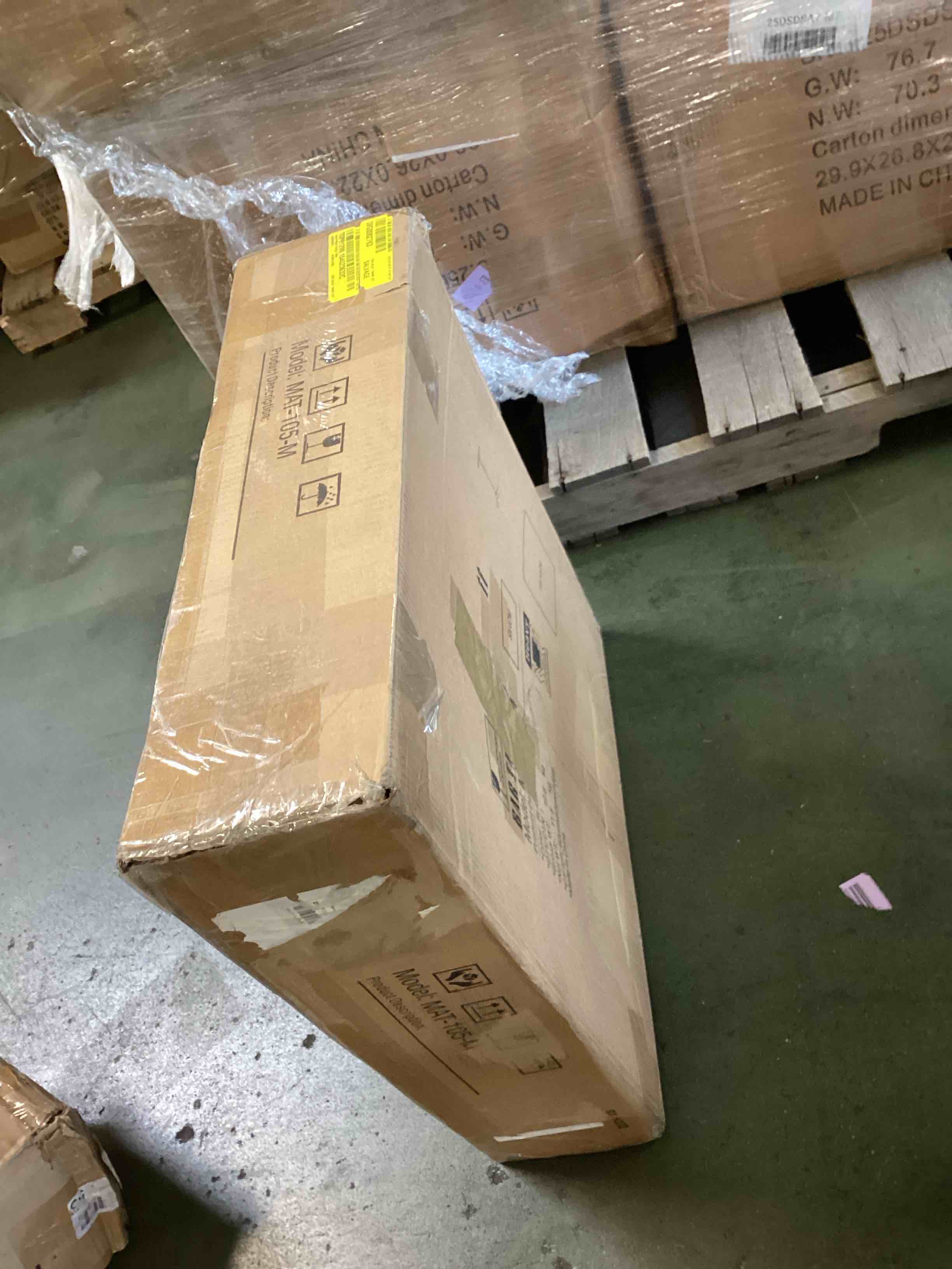https://s3.amazonaws.com/lotting-images-prod/bidfta/PPE1428472_1749657364827.jpeg