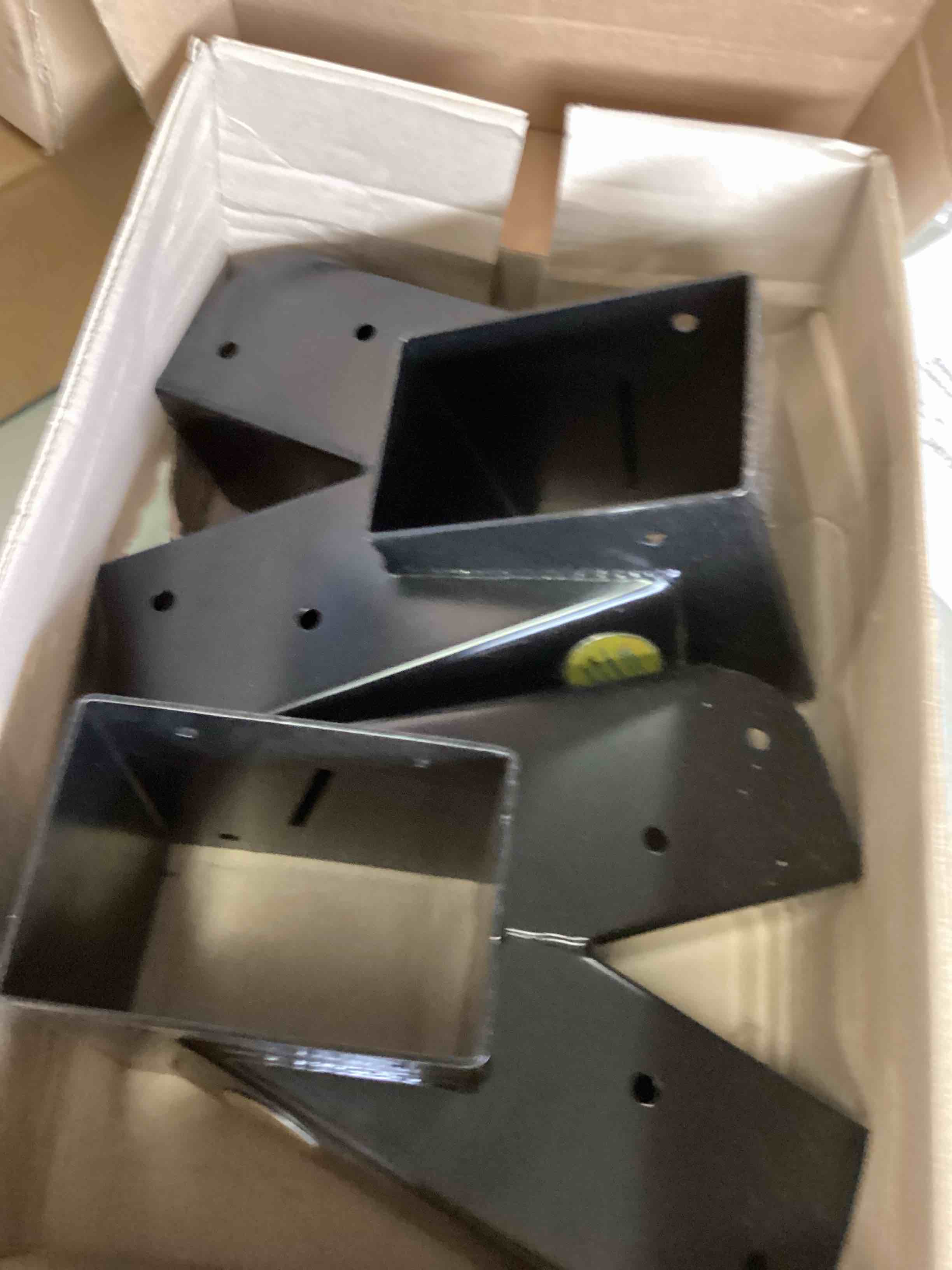 https://s3.amazonaws.com/lotting-images-prod/bidfta/PPE1429887_1743522759024.jpeg