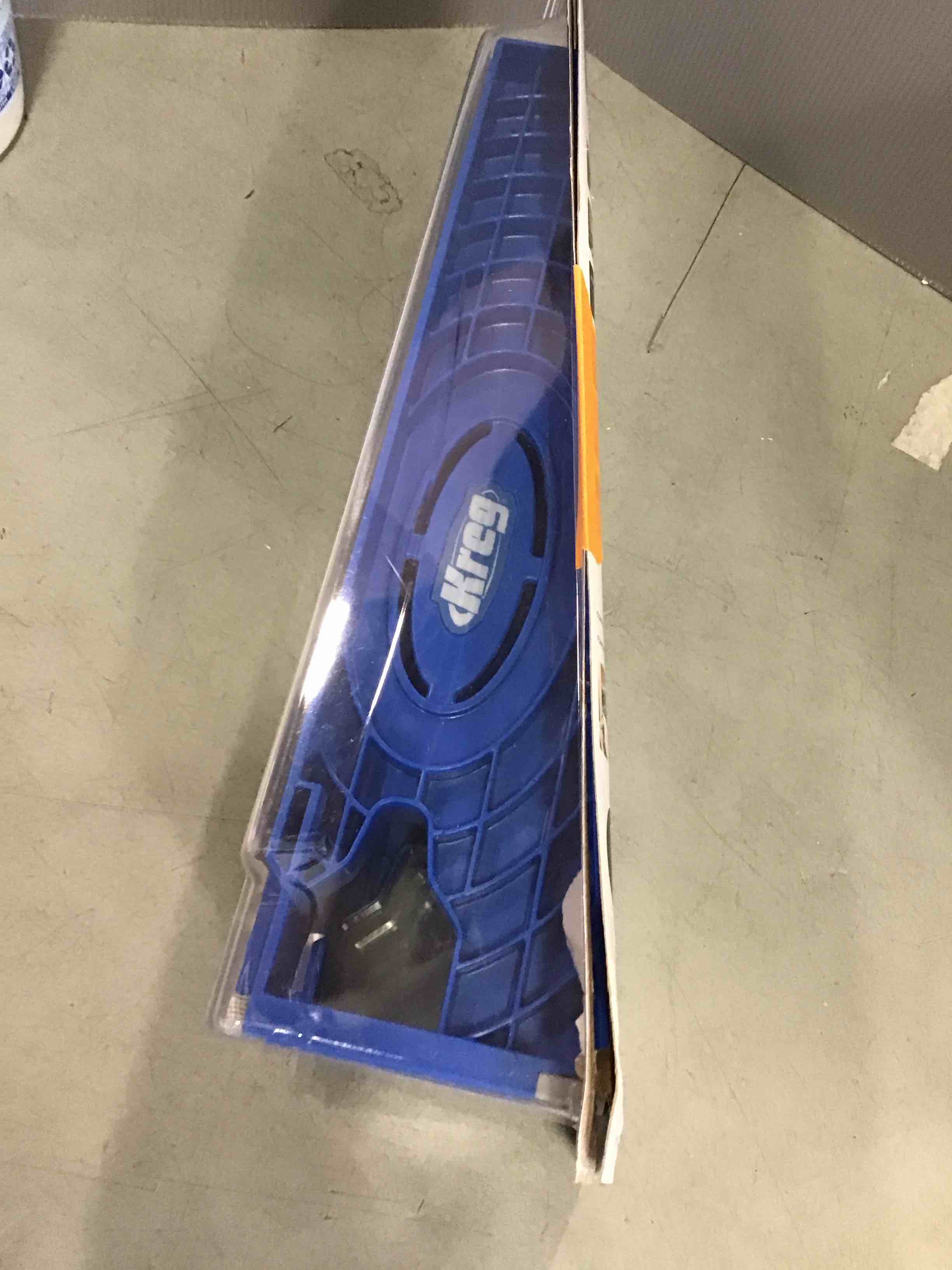 https://s3.amazonaws.com/lotting-images-prod/bidfta/PPE1431424_1744893808537.jpeg