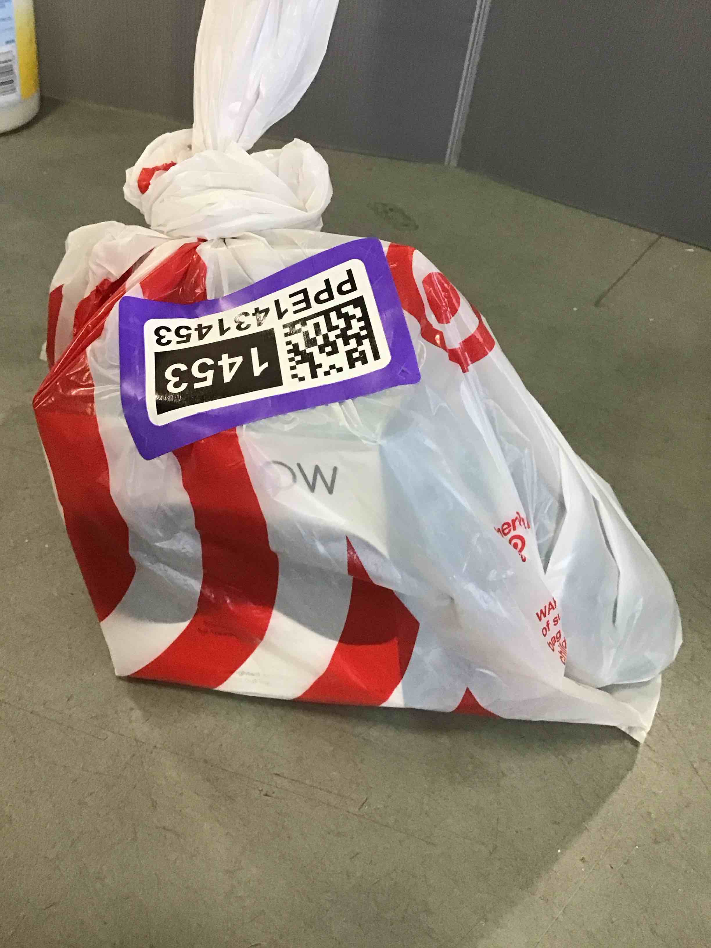 https://s3.amazonaws.com/lotting-images-prod/bidfta/PPE1431453_1744901539114.jpeg