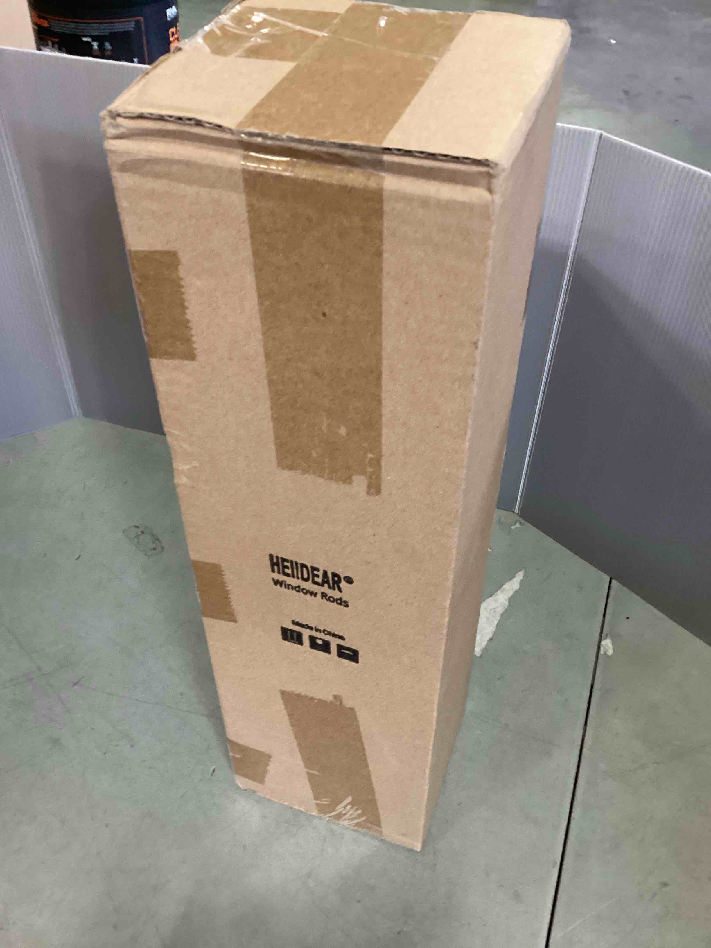 https://s3.amazonaws.com/lotting-images-prod/bidfta/PPE1431941_1745343990256.jpeg