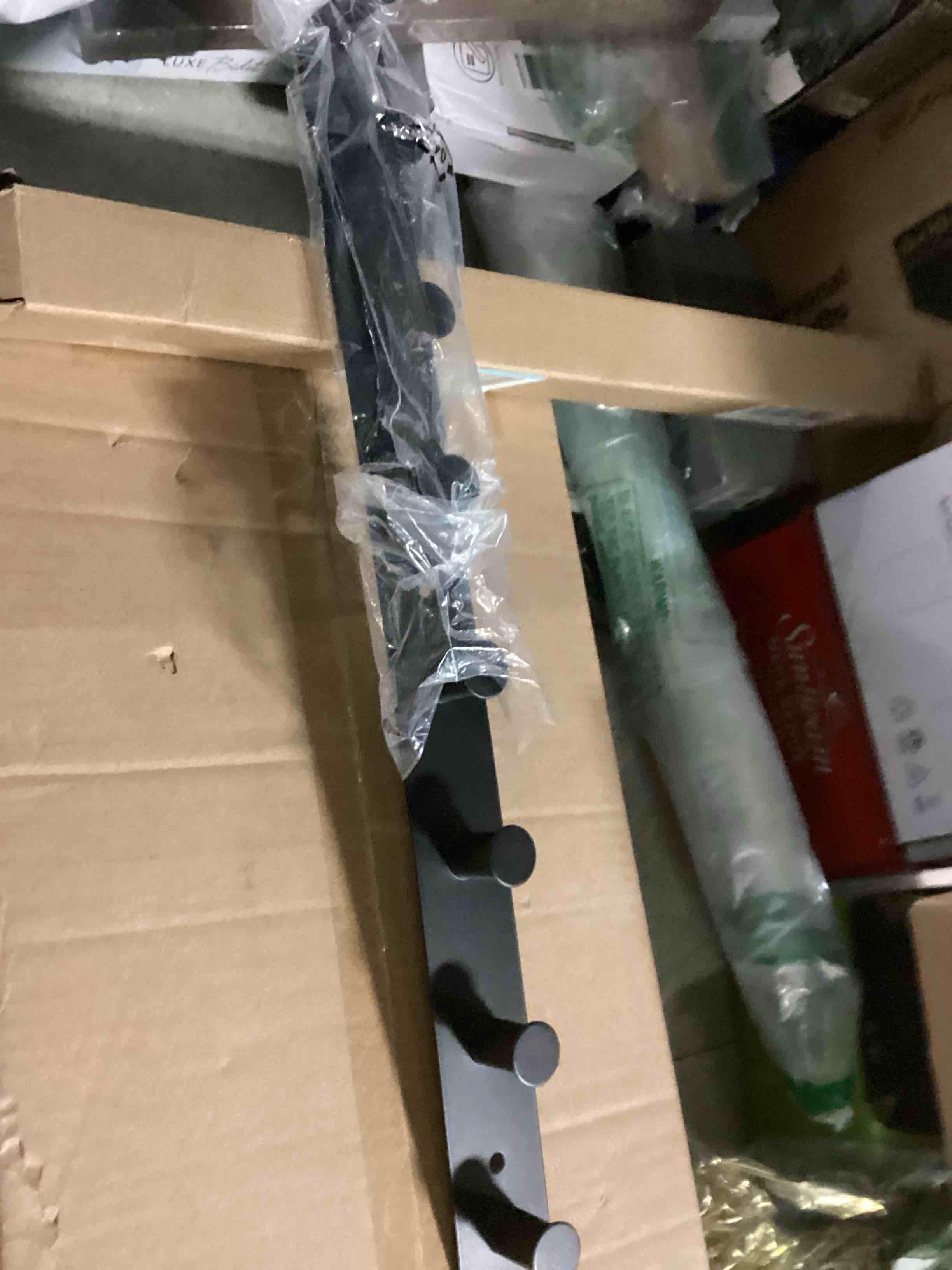 https://s3.amazonaws.com/lotting-images-prod/bidfta/PPE1432001_1741272463019.jpeg