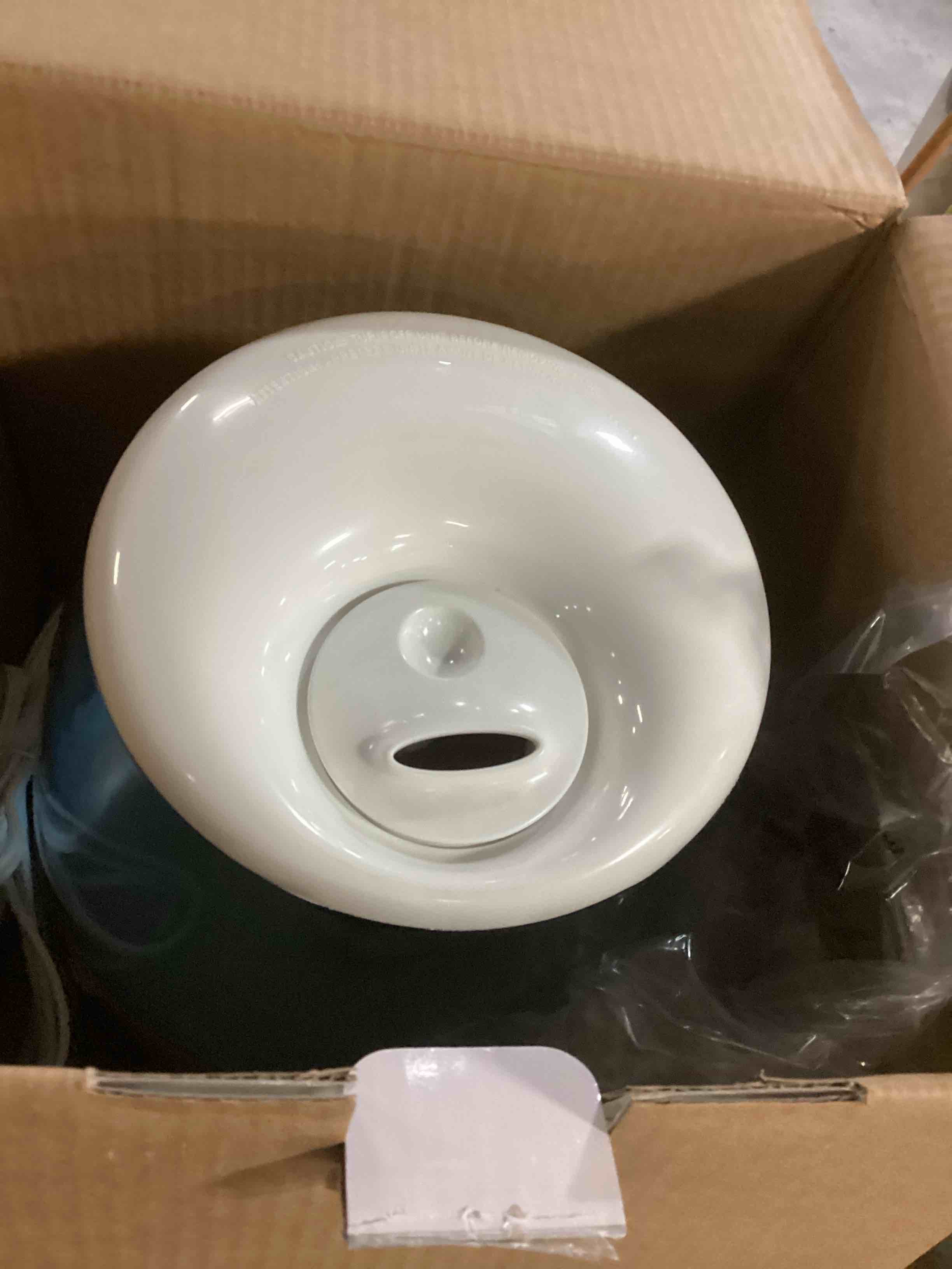 https://s3.amazonaws.com/lotting-images-prod/bidfta/PPE1432120_1741349123517.jpeg