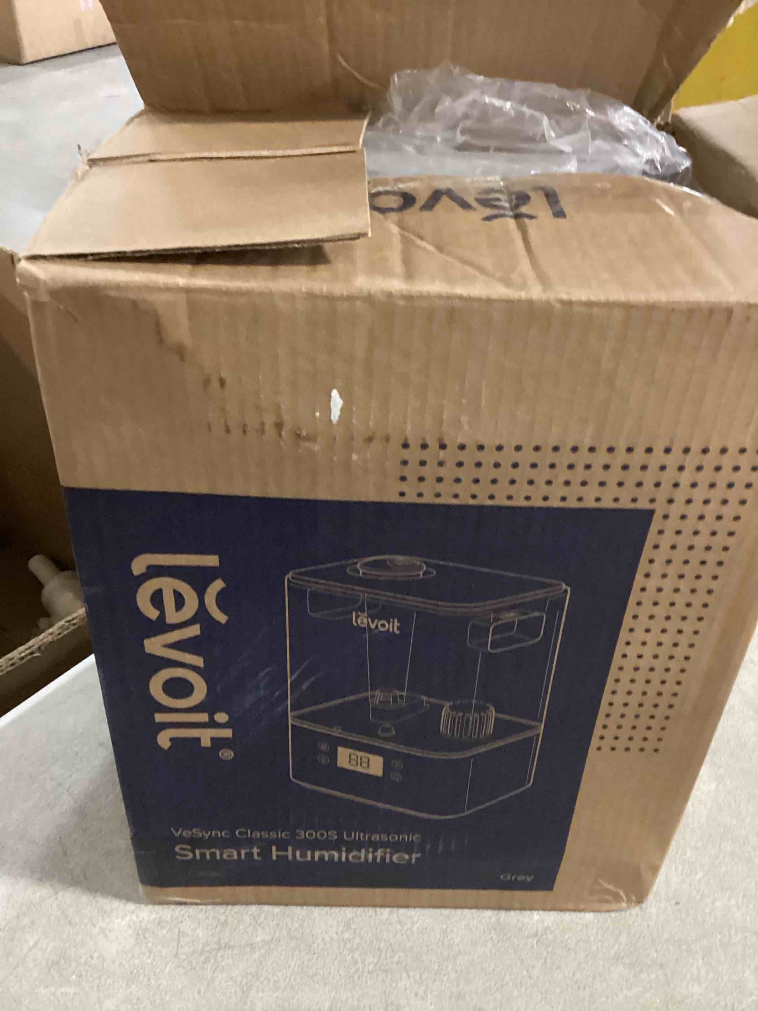 https://s3.amazonaws.com/lotting-images-prod/bidfta/PPE1432122_1741349342972.jpeg