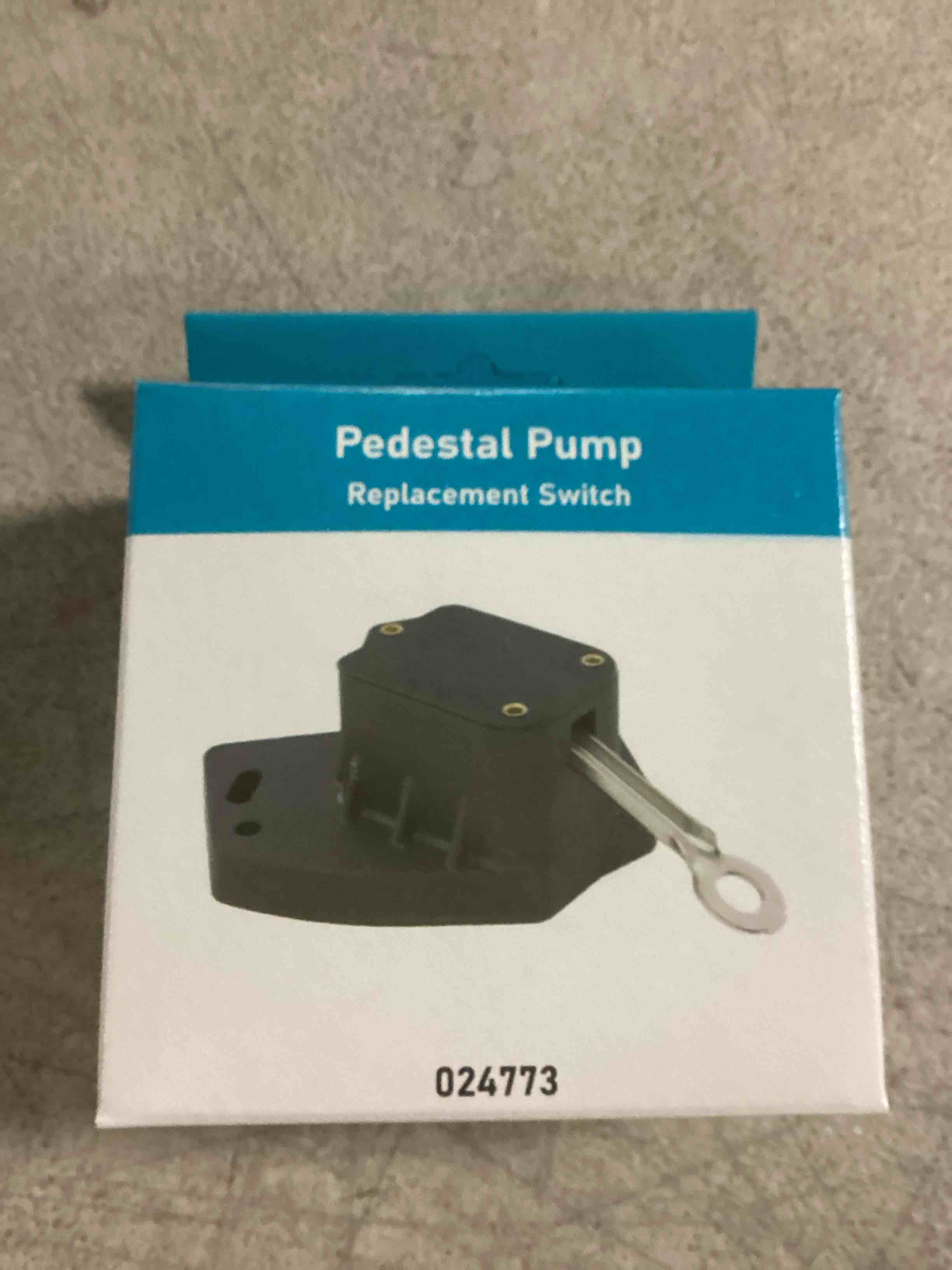 https://s3.amazonaws.com/lotting-images-prod/bidfta/PPE1433070_1741879324803.jpeg