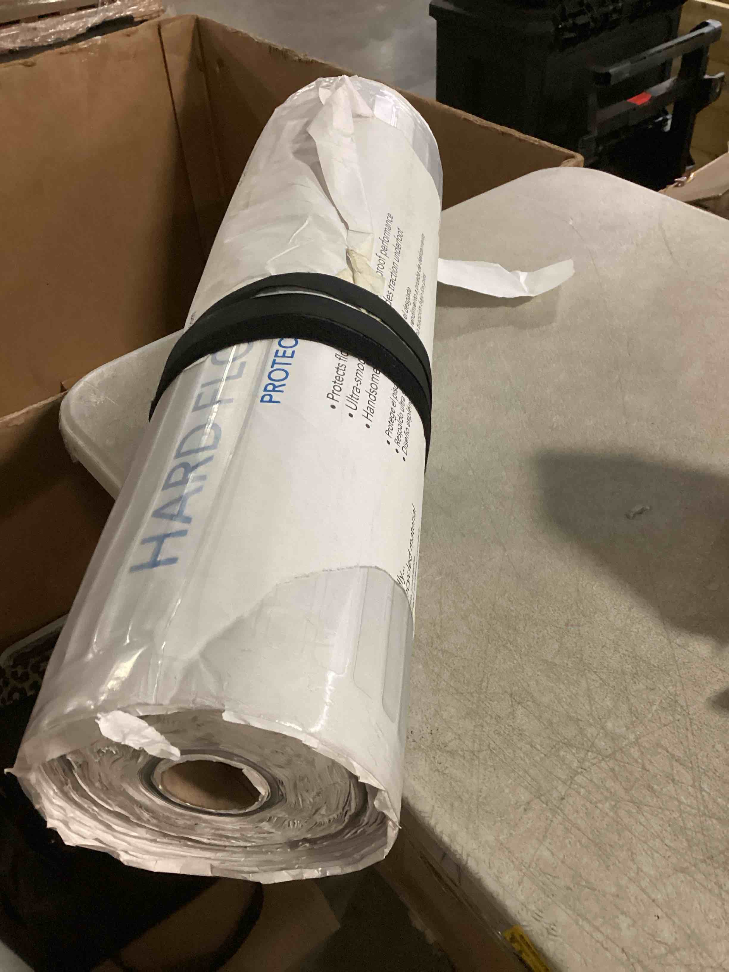 https://s3.amazonaws.com/lotting-images-prod/bidfta/PPE1433110_1741887977539.jpeg