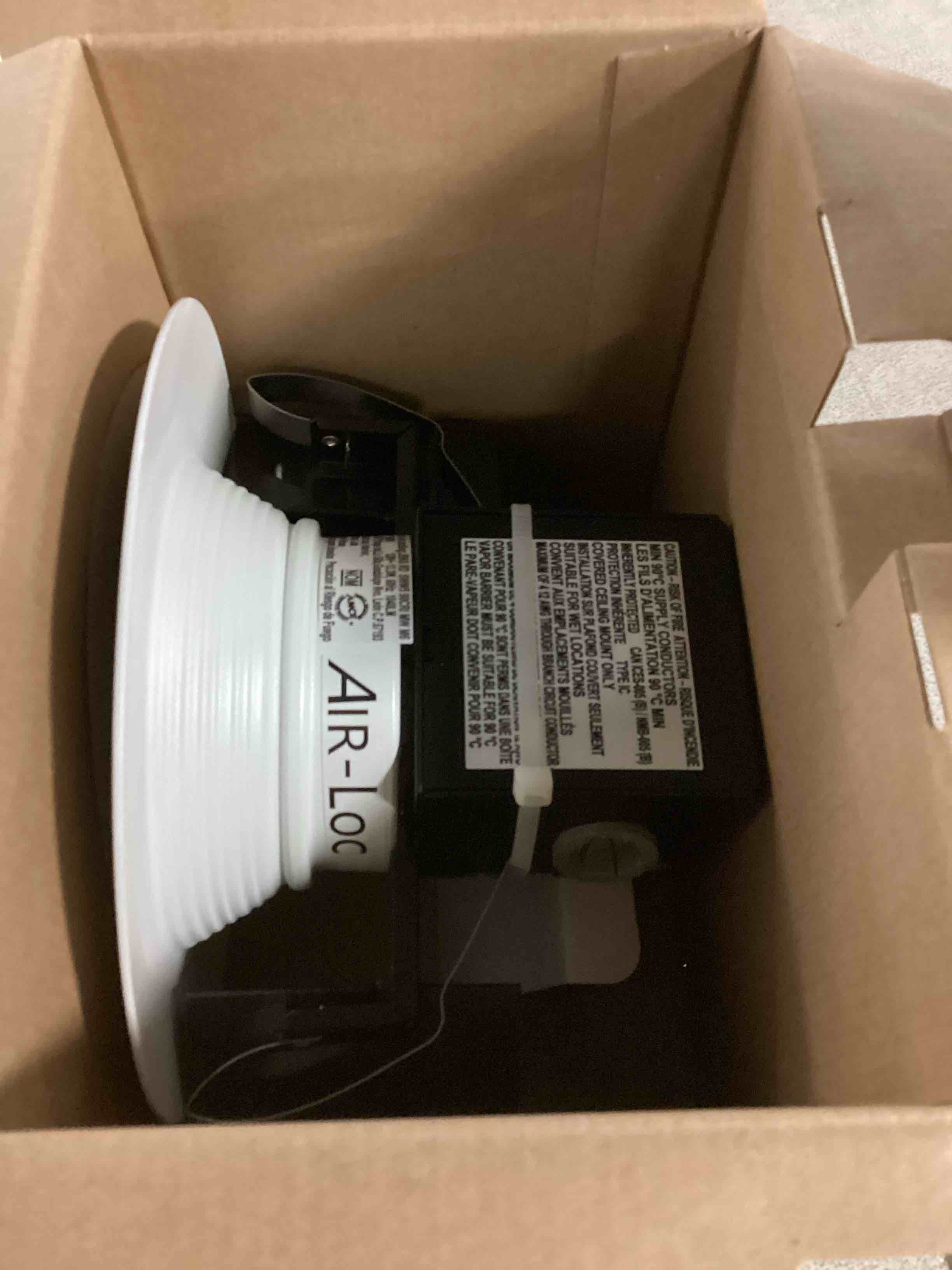 https://s3.amazonaws.com/lotting-images-prod/bidfta/PPE1433359_1741977474001.jpeg