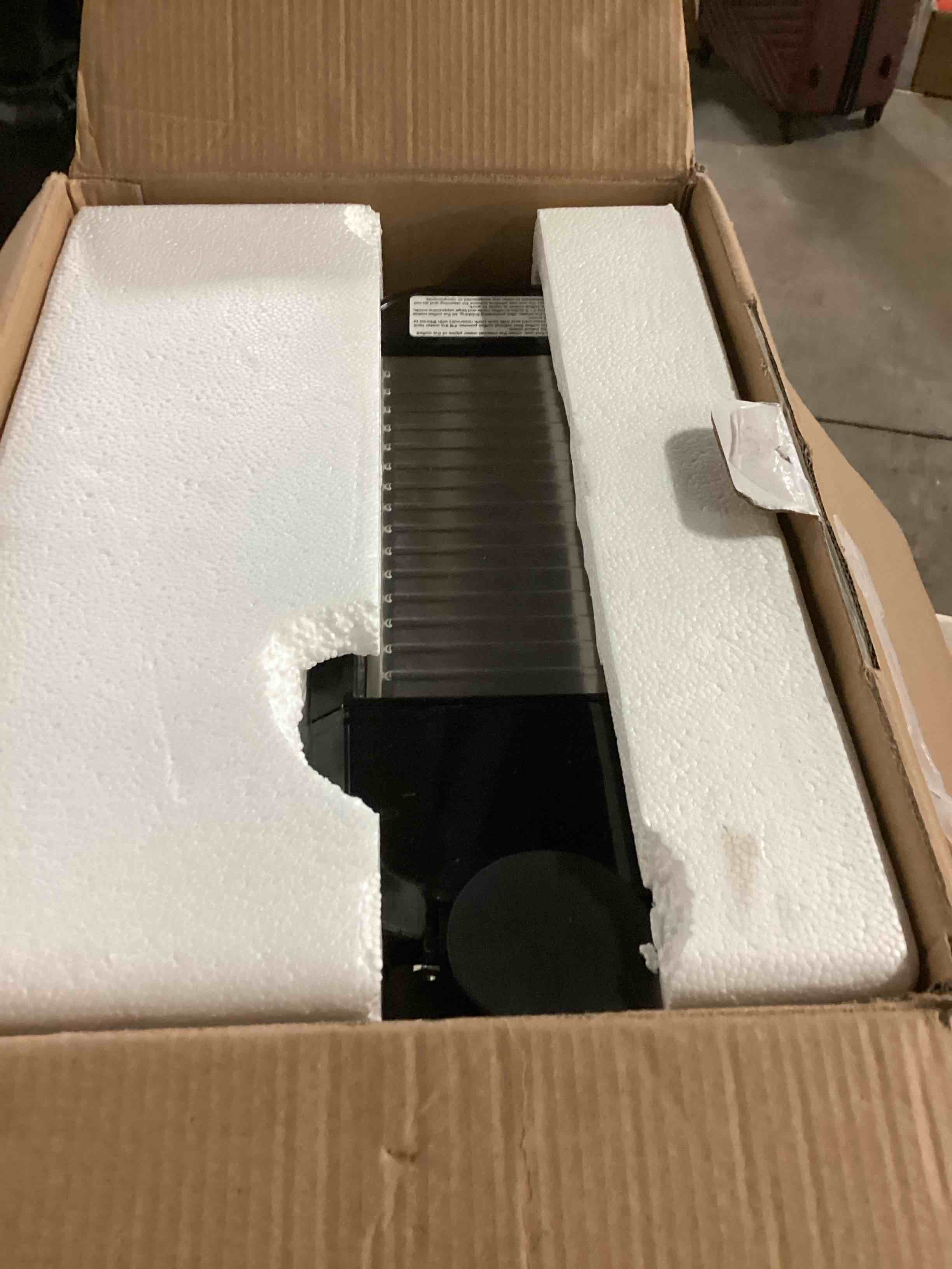 https://s3.amazonaws.com/lotting-images-prod/bidfta/PPE1434148_1742843055407.jpeg