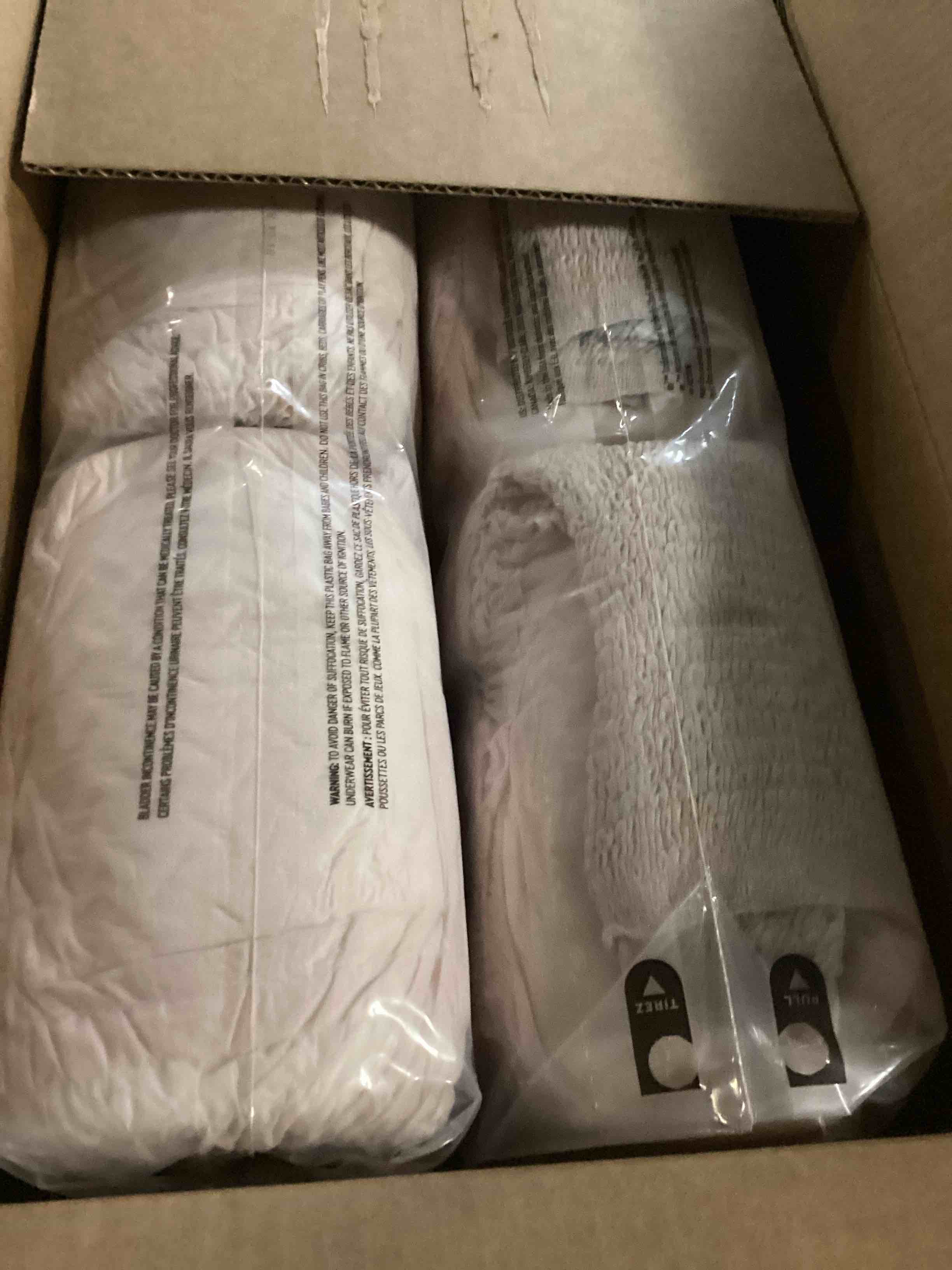 https://s3.amazonaws.com/lotting-images-prod/bidfta/PPE1434667_1743183177253.jpeg