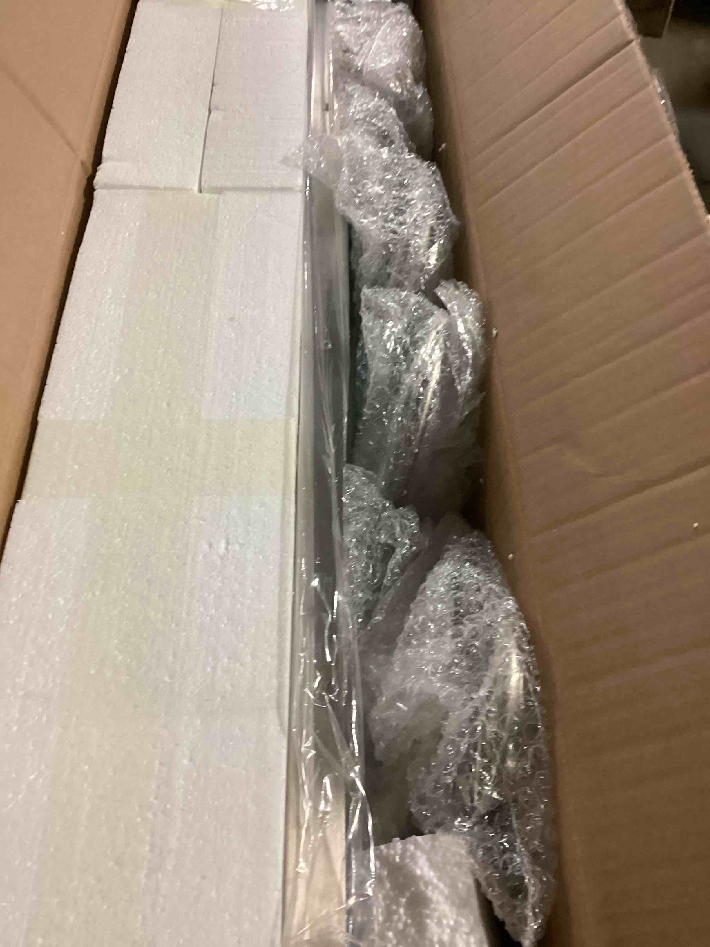 https://s3.amazonaws.com/lotting-images-prod/bidfta/PPE1434761_1743428301217.jpeg
