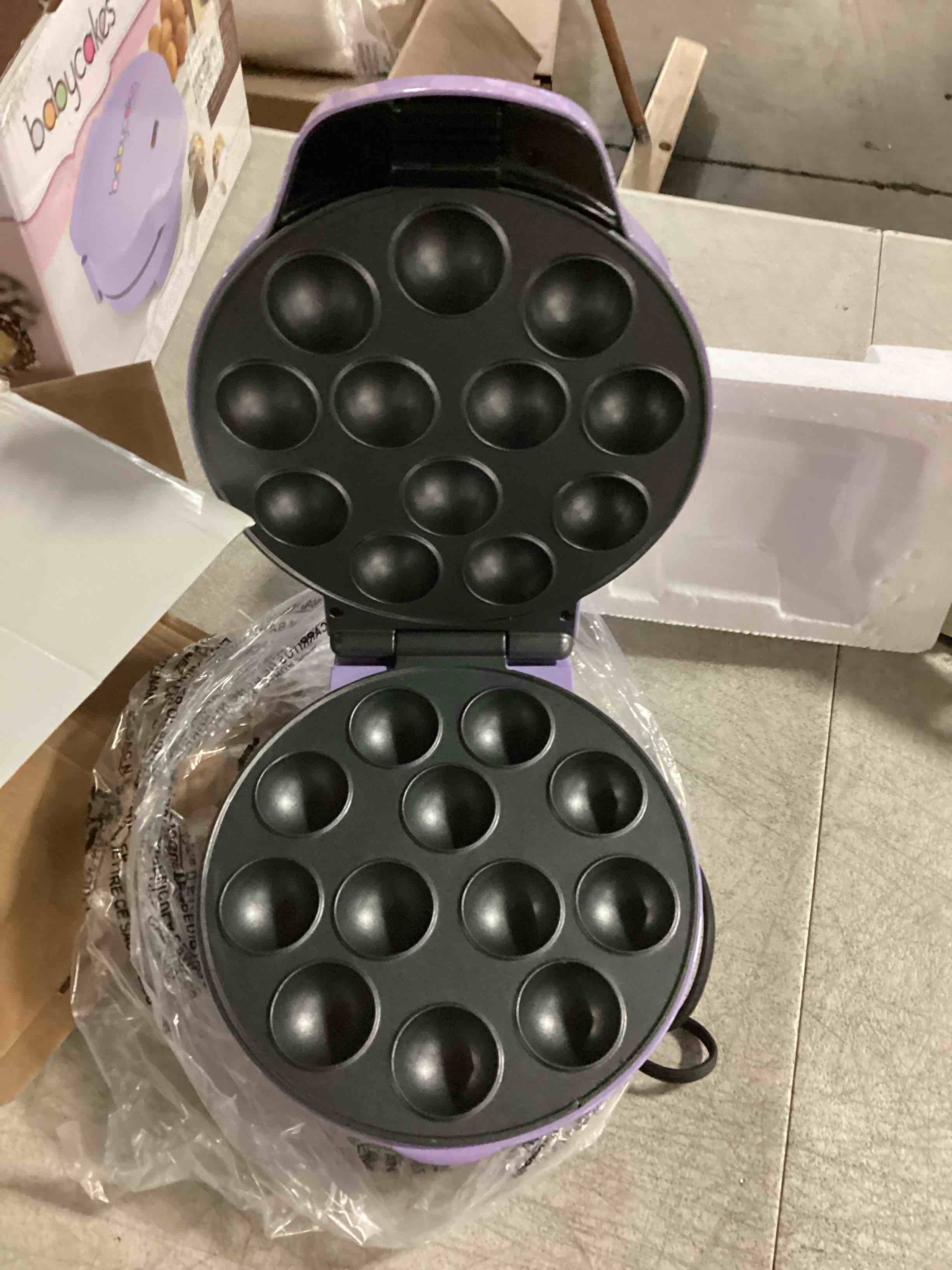 https://s3.amazonaws.com/lotting-images-prod/bidfta/PPE1434806_1743435267298.jpeg