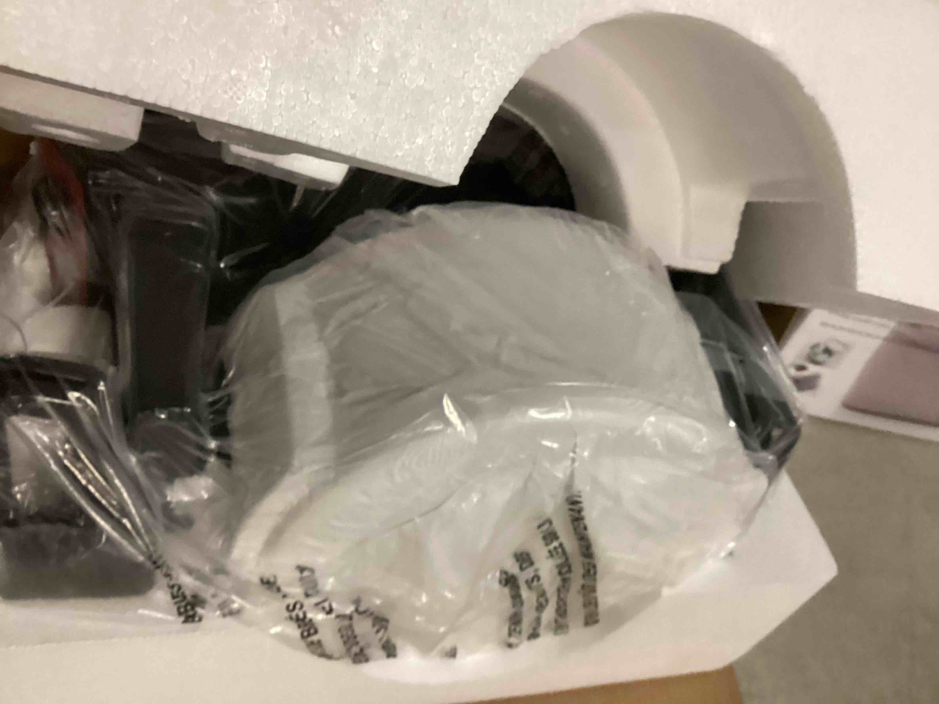 https://s3.amazonaws.com/lotting-images-prod/bidfta/PPE1434812_1743435926378.jpeg