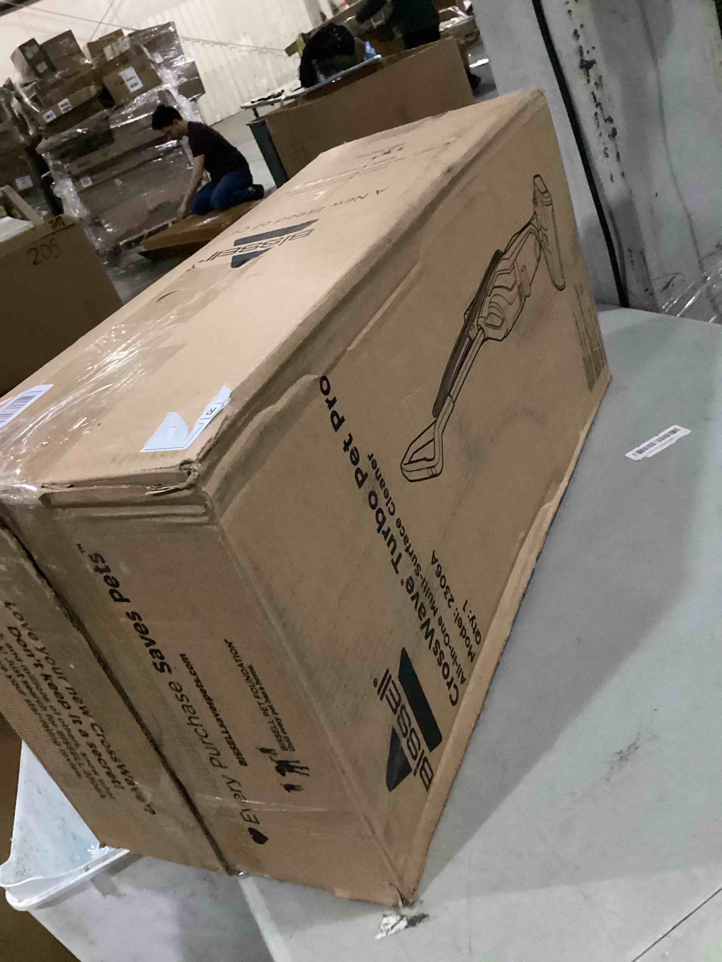https://s3.amazonaws.com/lotting-images-prod/bidfta/PPE1435672_1739389861412.jpeg
