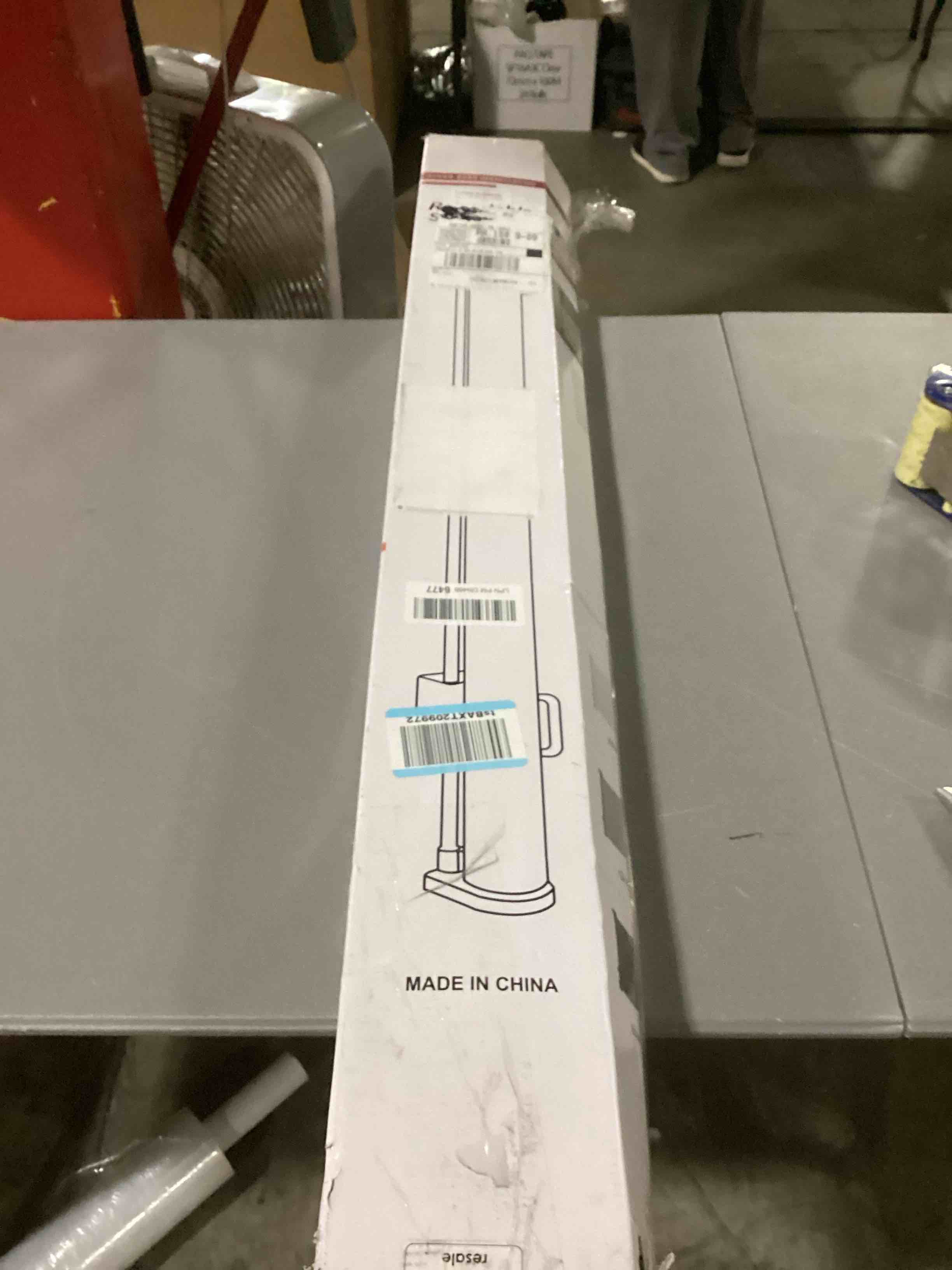 https://s3.amazonaws.com/lotting-images-prod/bidfta/PPE1436296_1740411230615.jpeg