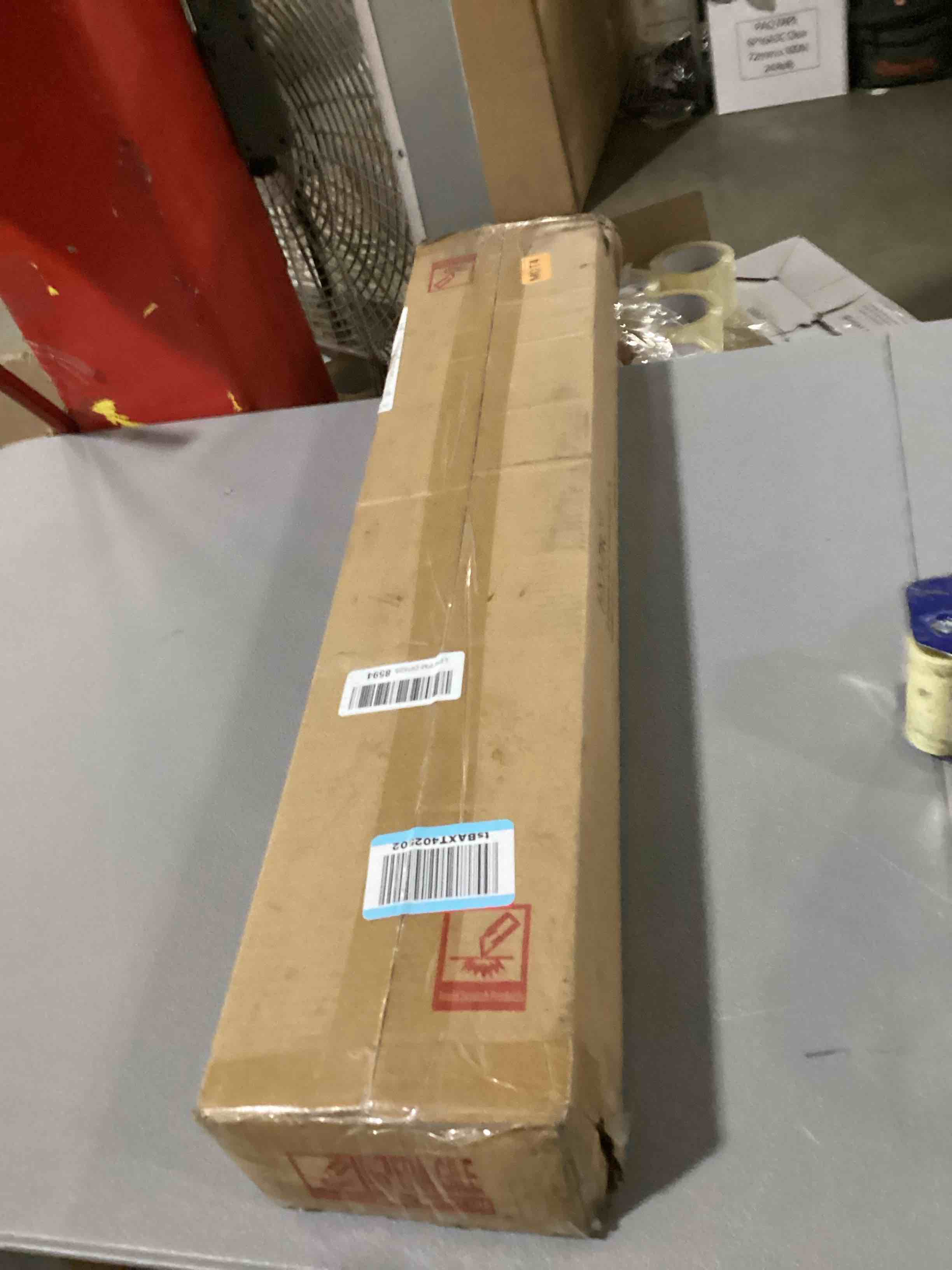 https://s3.amazonaws.com/lotting-images-prod/bidfta/PPE1436339_1740419250647.jpeg