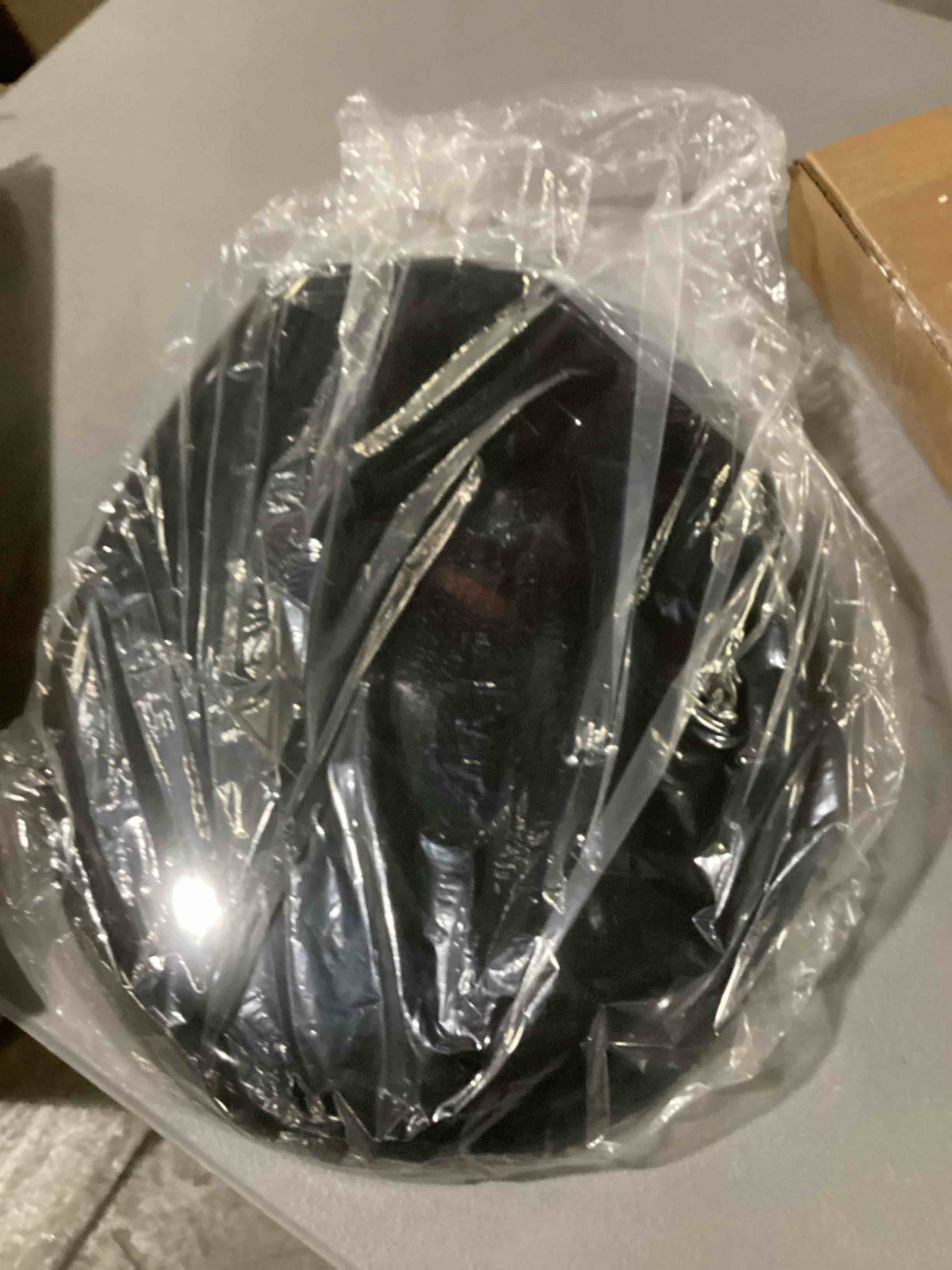 https://s3.amazonaws.com/lotting-images-prod/bidfta/PPE1436356_1740421291288.jpeg