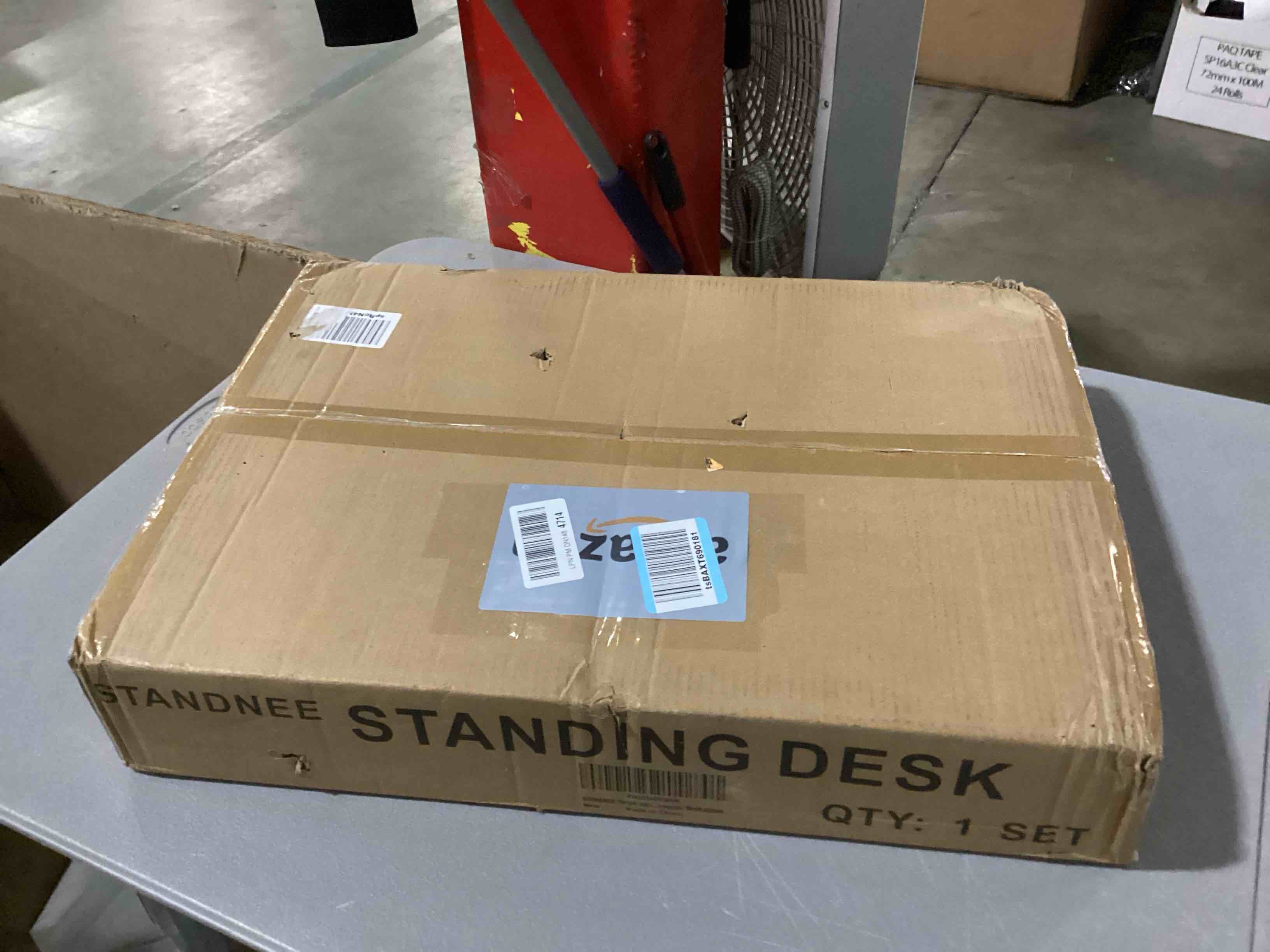 https://s3.amazonaws.com/lotting-images-prod/bidfta/PPE1436867_1740756637874.jpeg