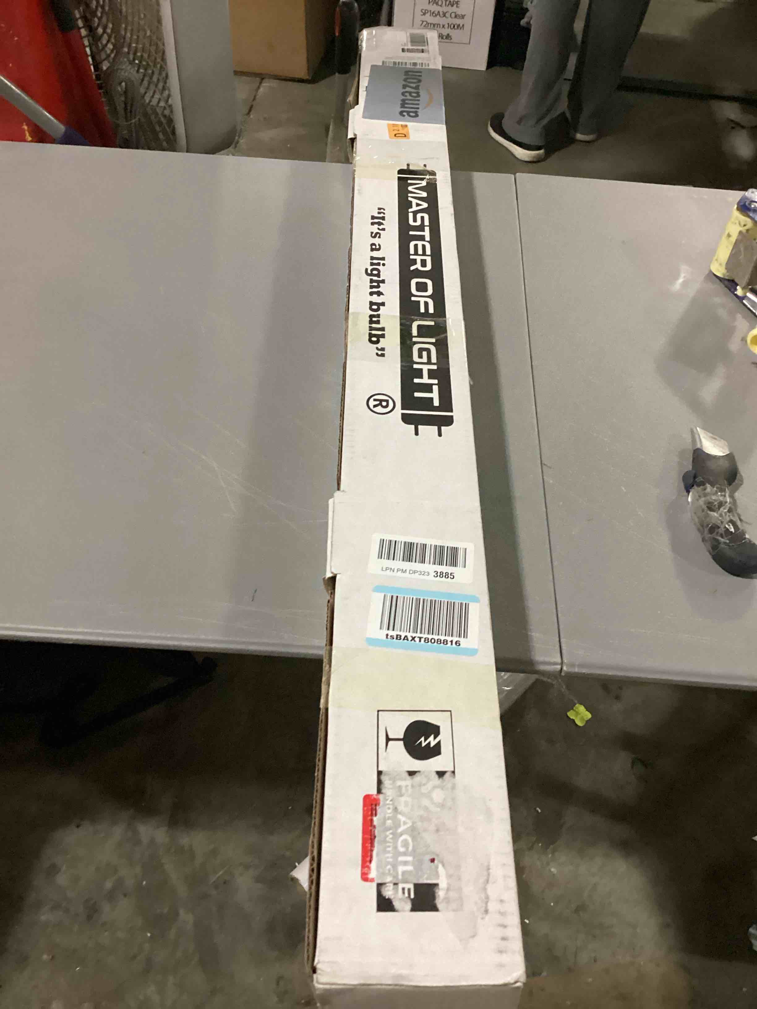 https://s3.amazonaws.com/lotting-images-prod/bidfta/PPE1437124_1741107143810.jpeg