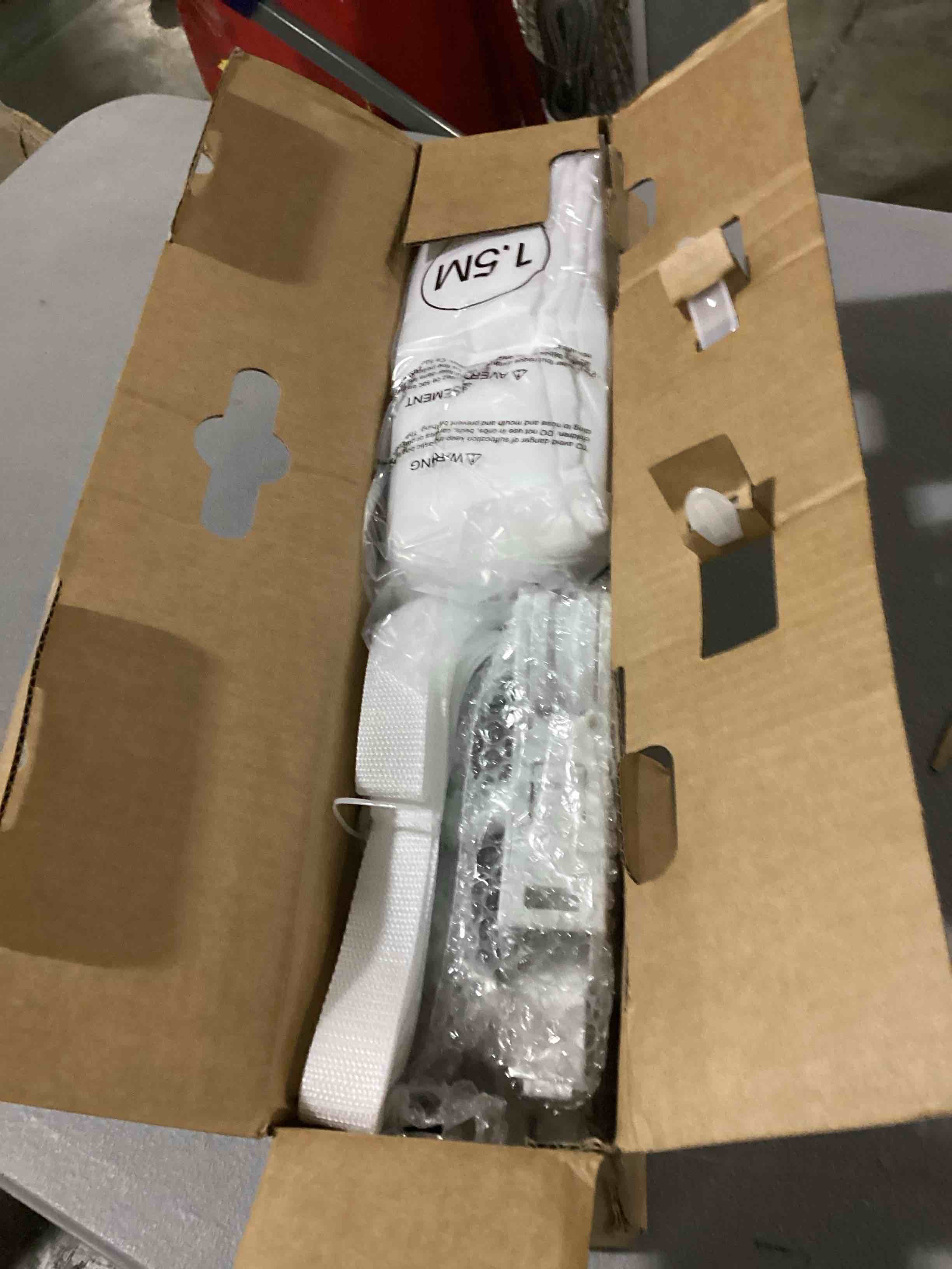 https://s3.amazonaws.com/lotting-images-prod/bidfta/PPE1437167_1741114450390.jpeg