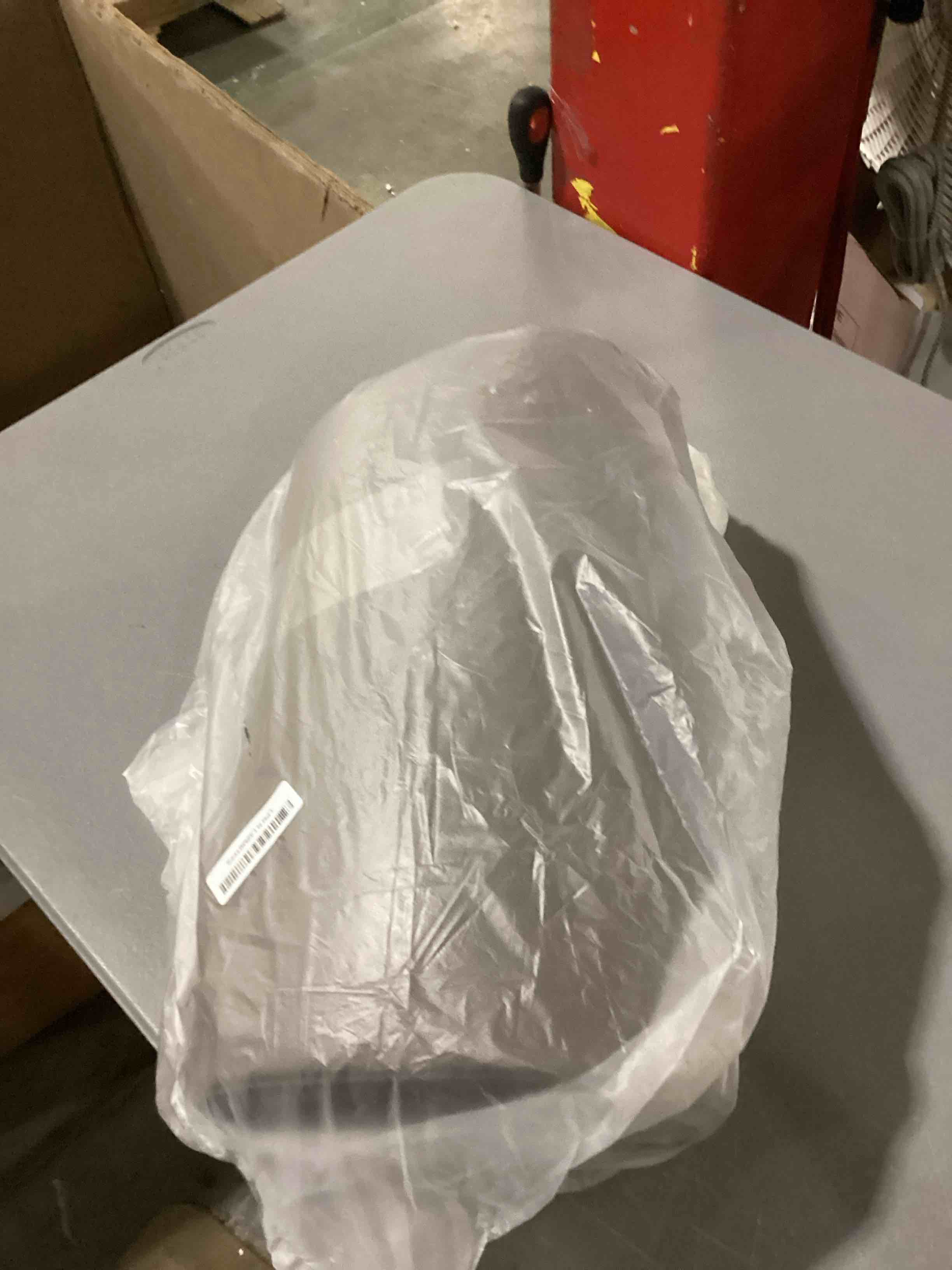 https://s3.amazonaws.com/lotting-images-prod/bidfta/PPE1437434_1741291193619.jpeg
