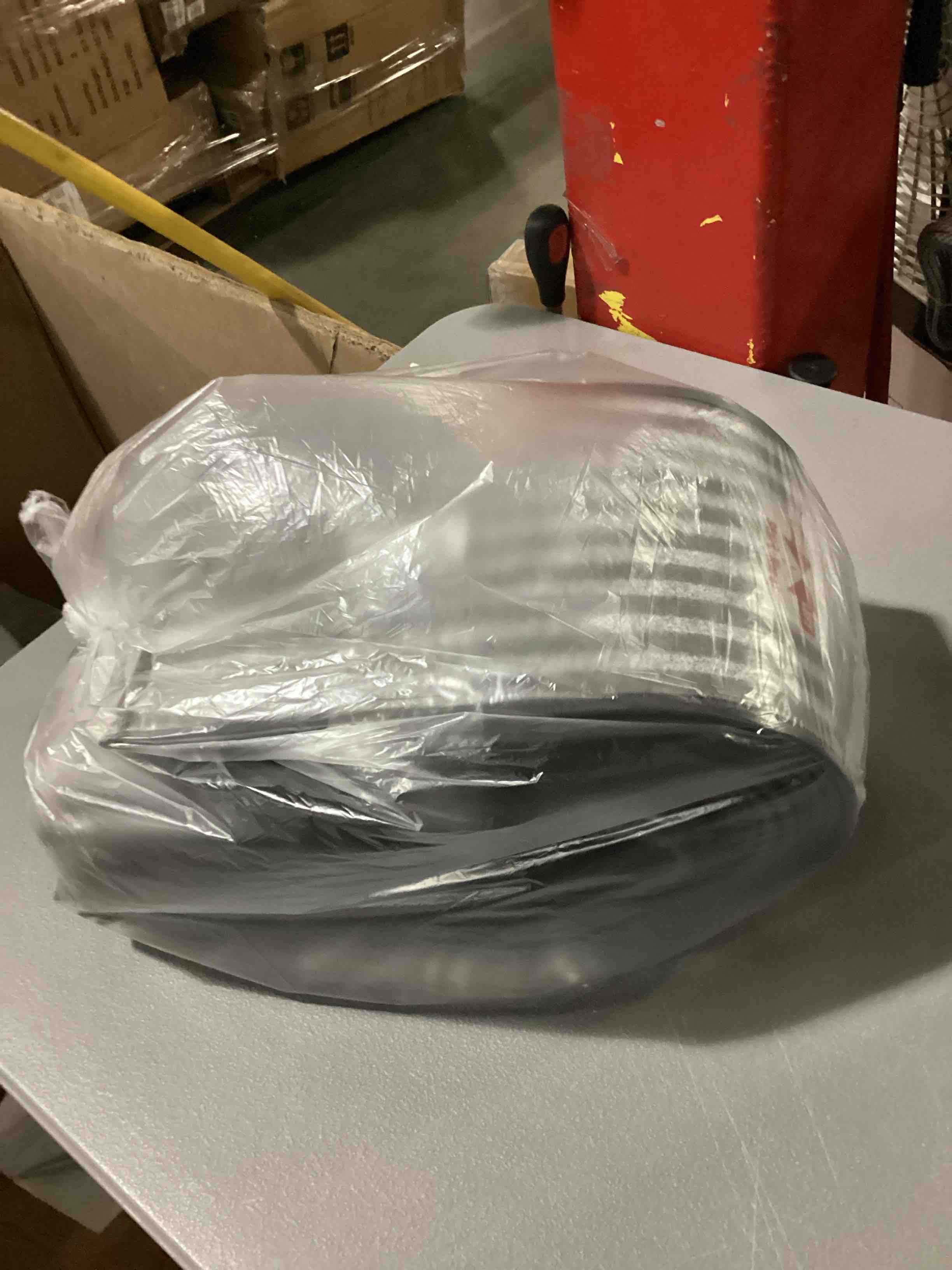 https://s3.amazonaws.com/lotting-images-prod/bidfta/PPE1437450_1741352575977.jpeg