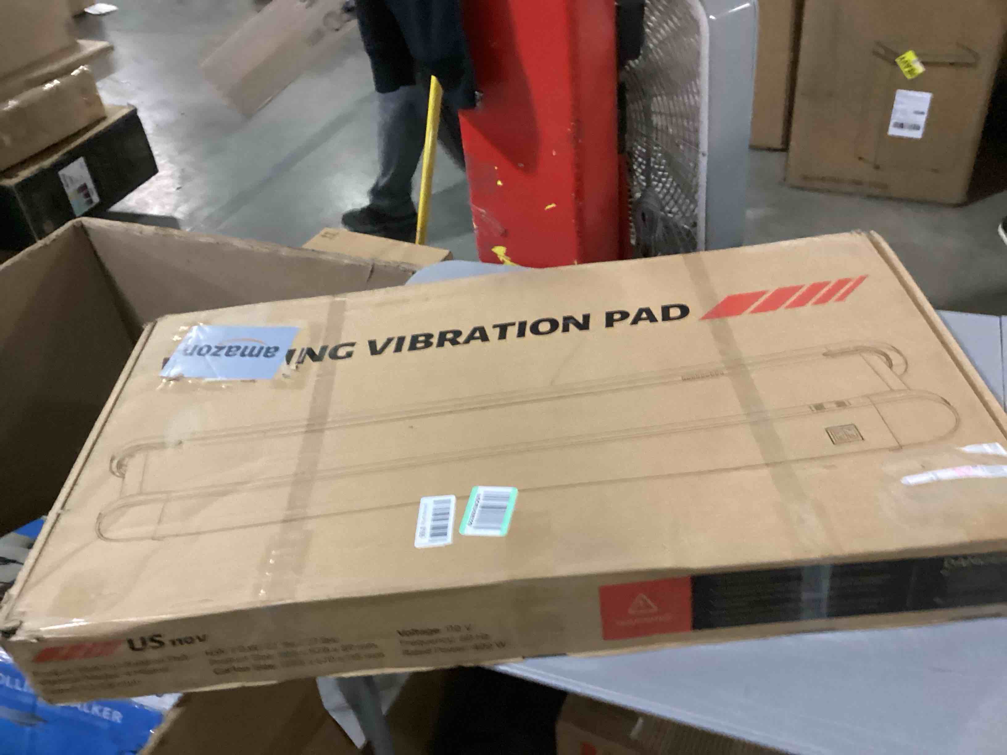 https://s3.amazonaws.com/lotting-images-prod/bidfta/PPE1437629_1741614725066.jpeg