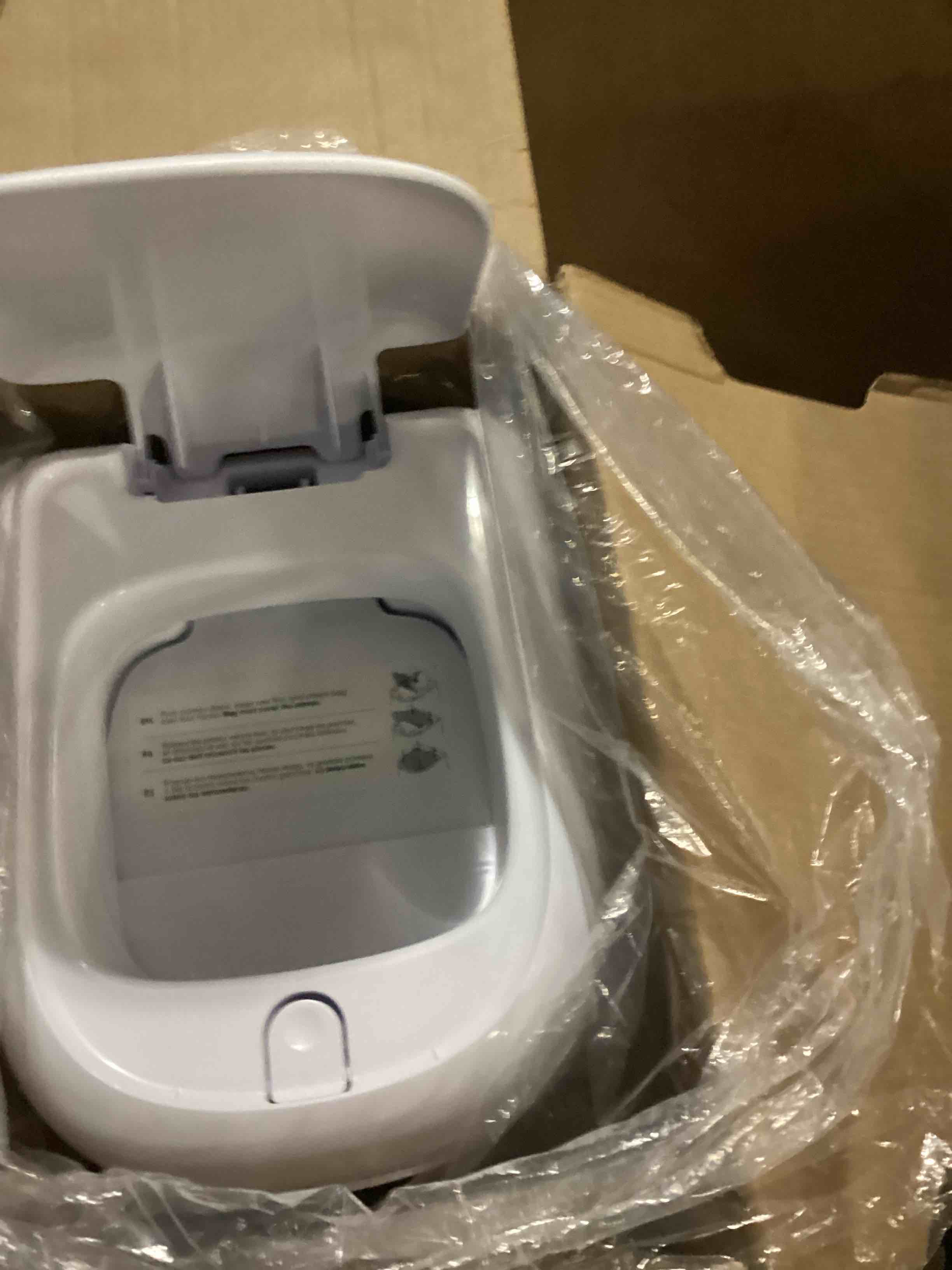 https://s3.amazonaws.com/lotting-images-prod/bidfta/PPE1437693_1741628560112.jpeg
