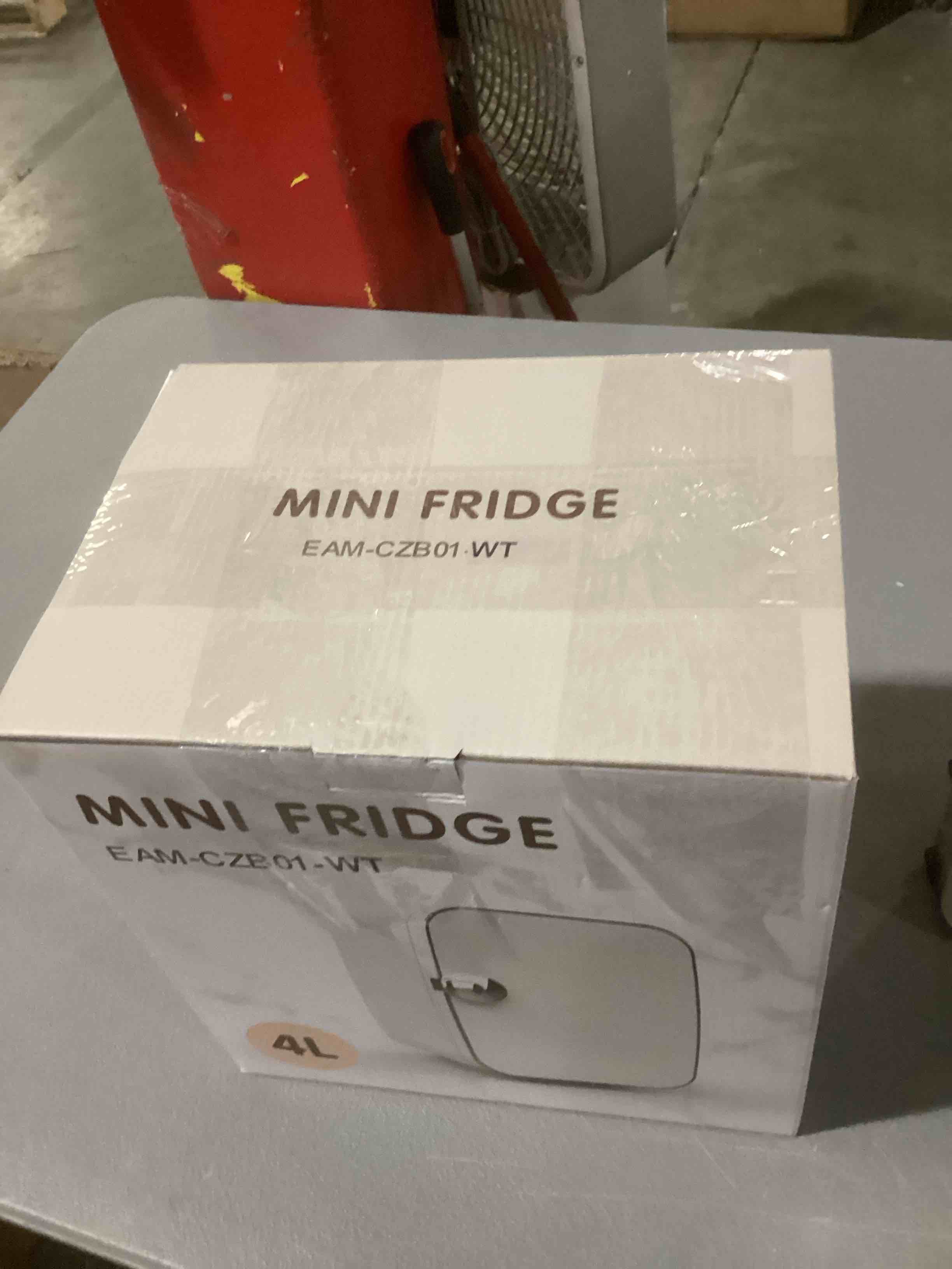 https://s3.amazonaws.com/lotting-images-prod/bidfta/PPE1437908_1741792074158.jpeg