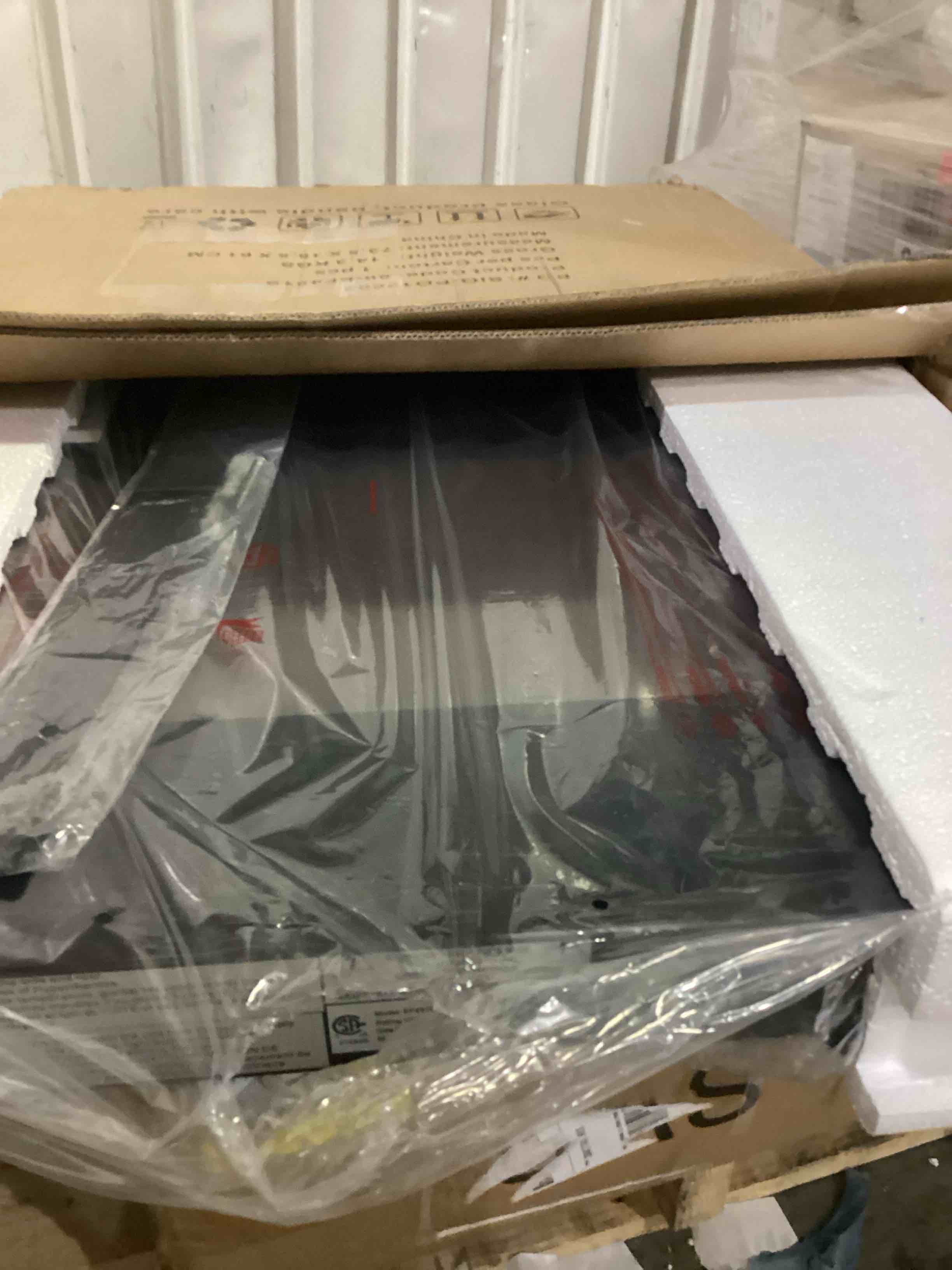 https://s3.amazonaws.com/lotting-images-prod/bidfta/PPE1438063_1741789963766.jpeg