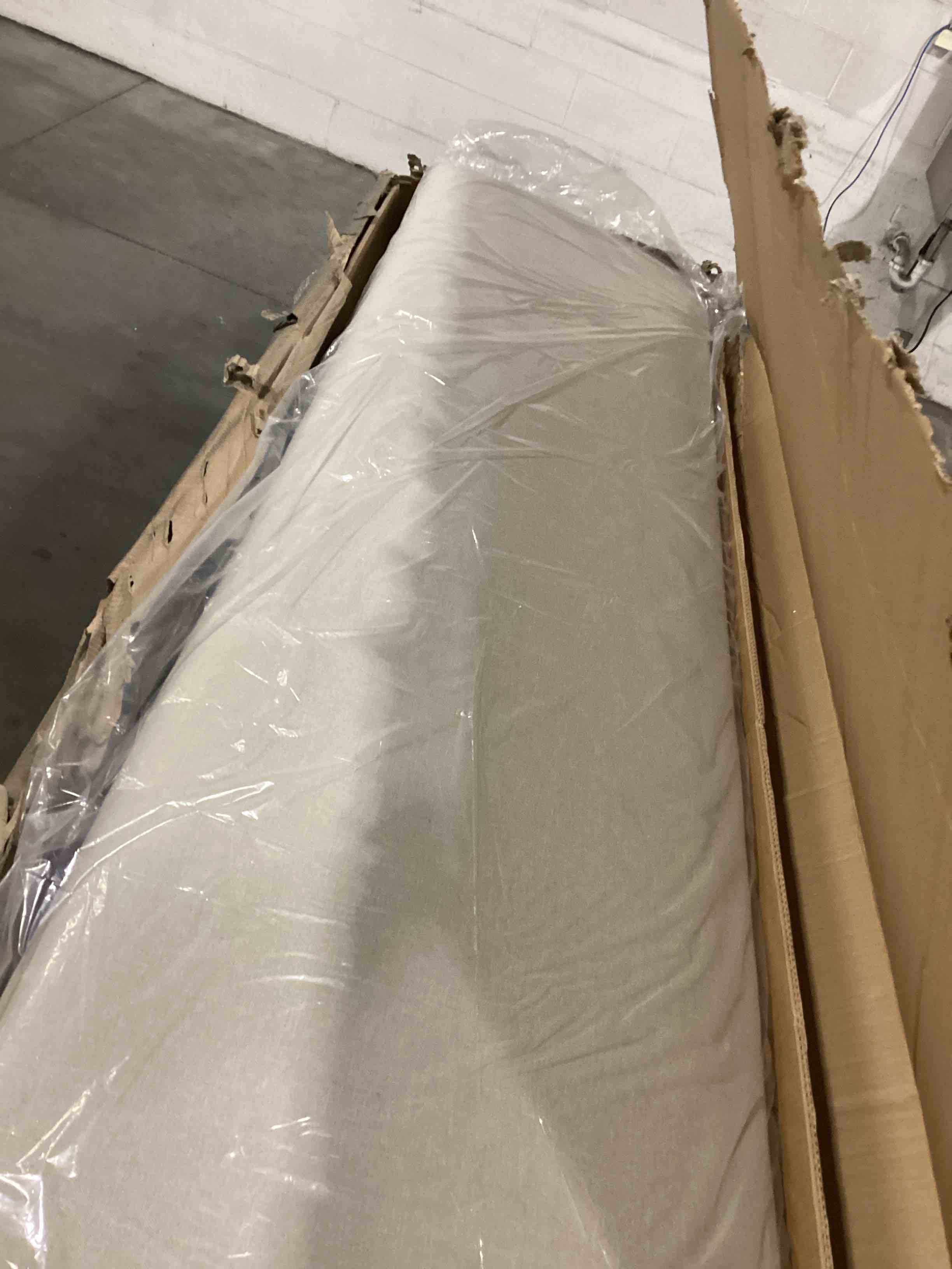https://s3.amazonaws.com/lotting-images-prod/bidfta/PPE1438285_1742296593940.jpeg