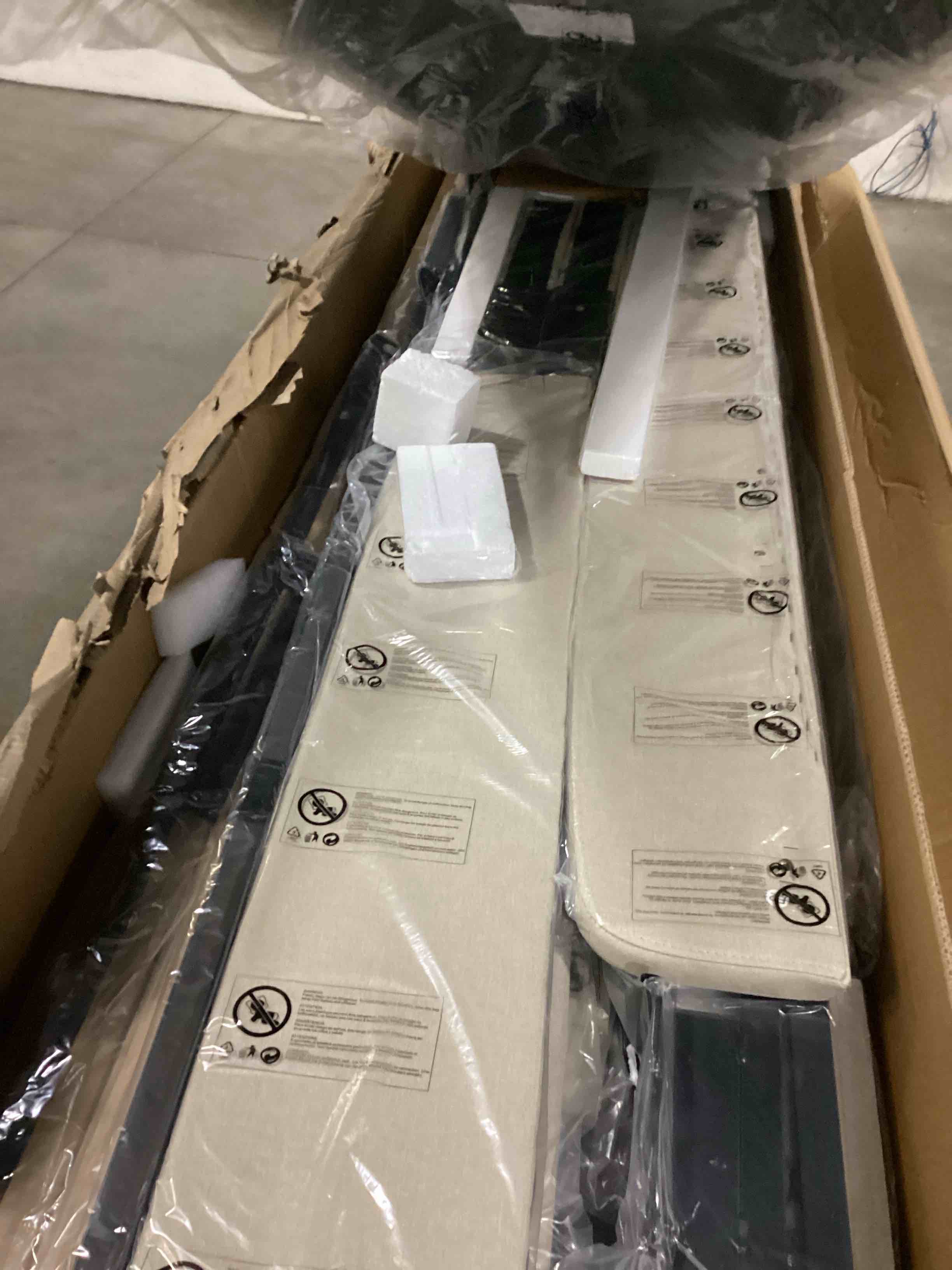 https://s3.amazonaws.com/lotting-images-prod/bidfta/PPE1438285_1742296599704.jpeg