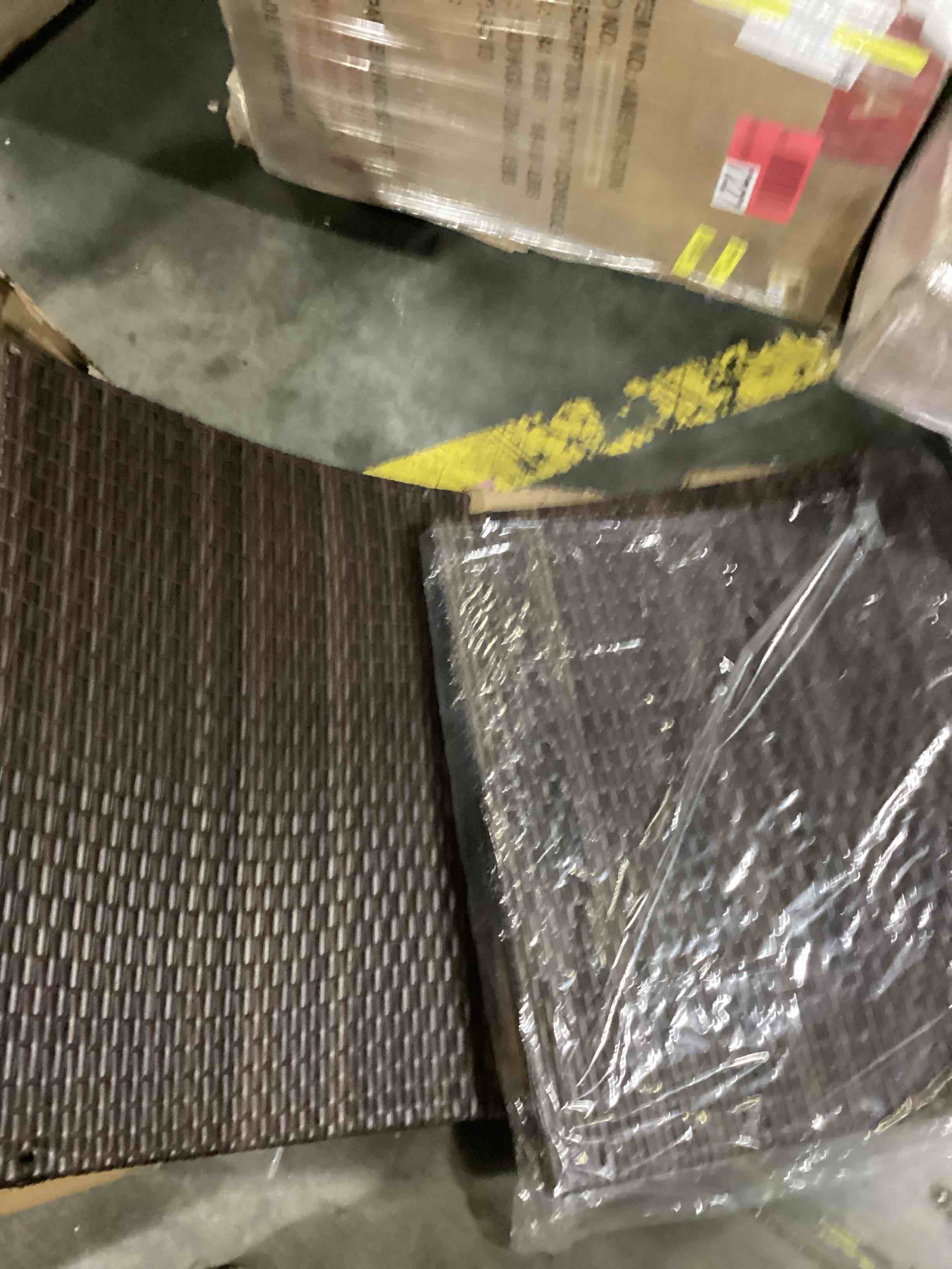 https://s3.amazonaws.com/lotting-images-prod/bidfta/PPE1438307_1742221337393.jpeg