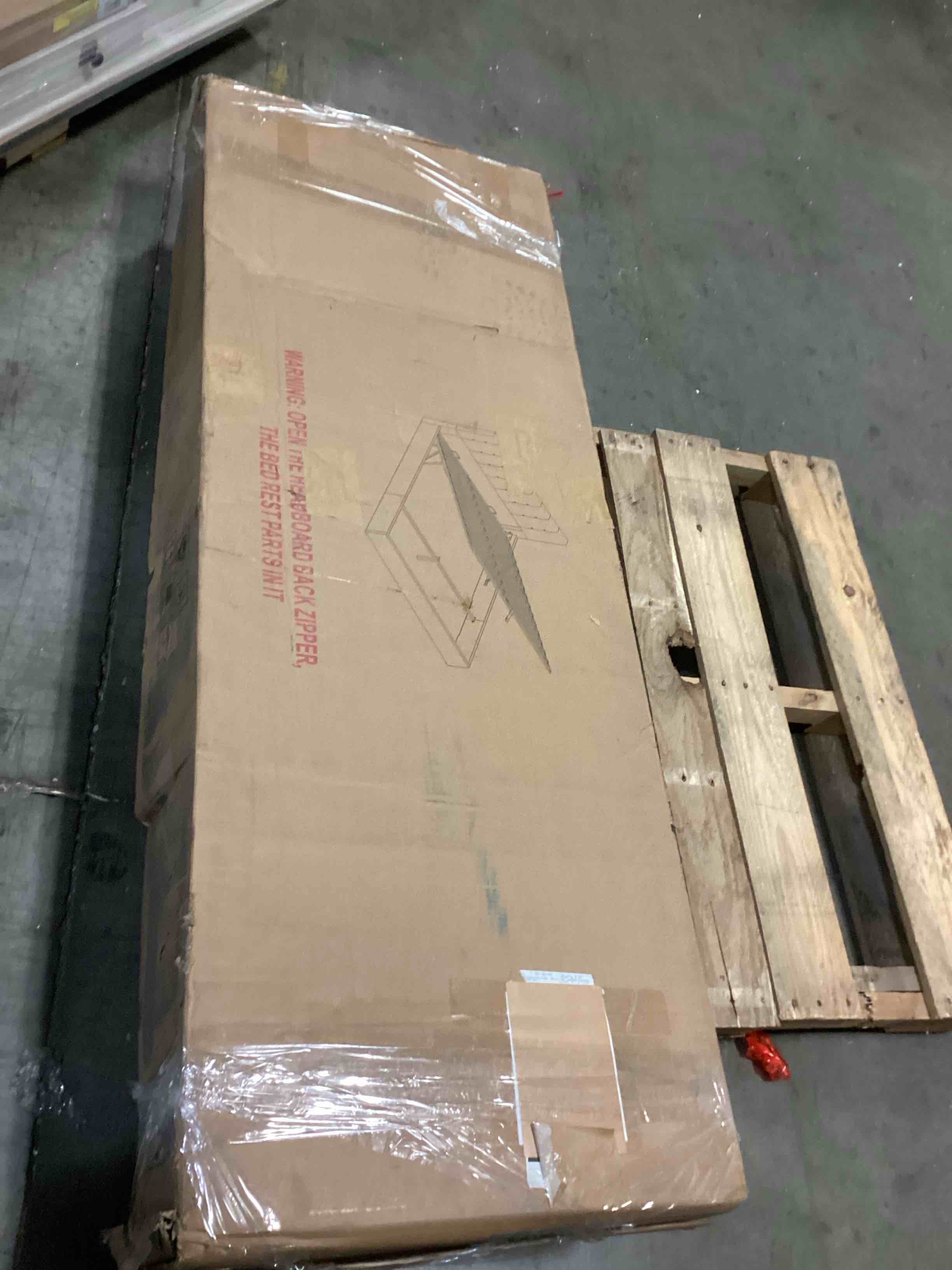 https://s3.amazonaws.com/lotting-images-prod/bidfta/PPE1438339_1742308524891.jpeg