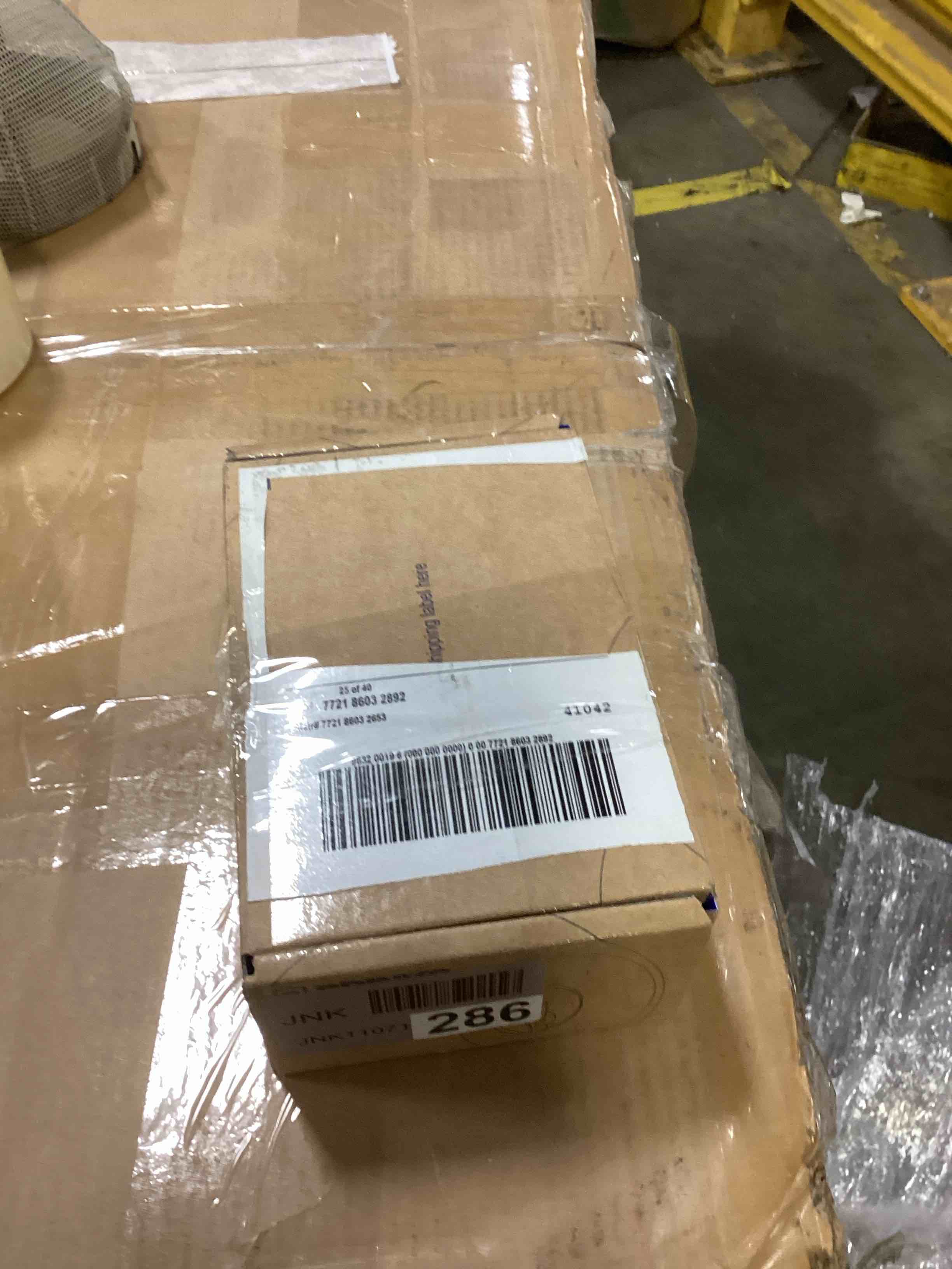 https://s3.amazonaws.com/lotting-images-prod/bidfta/PPE1438499_1742562330593.jpeg