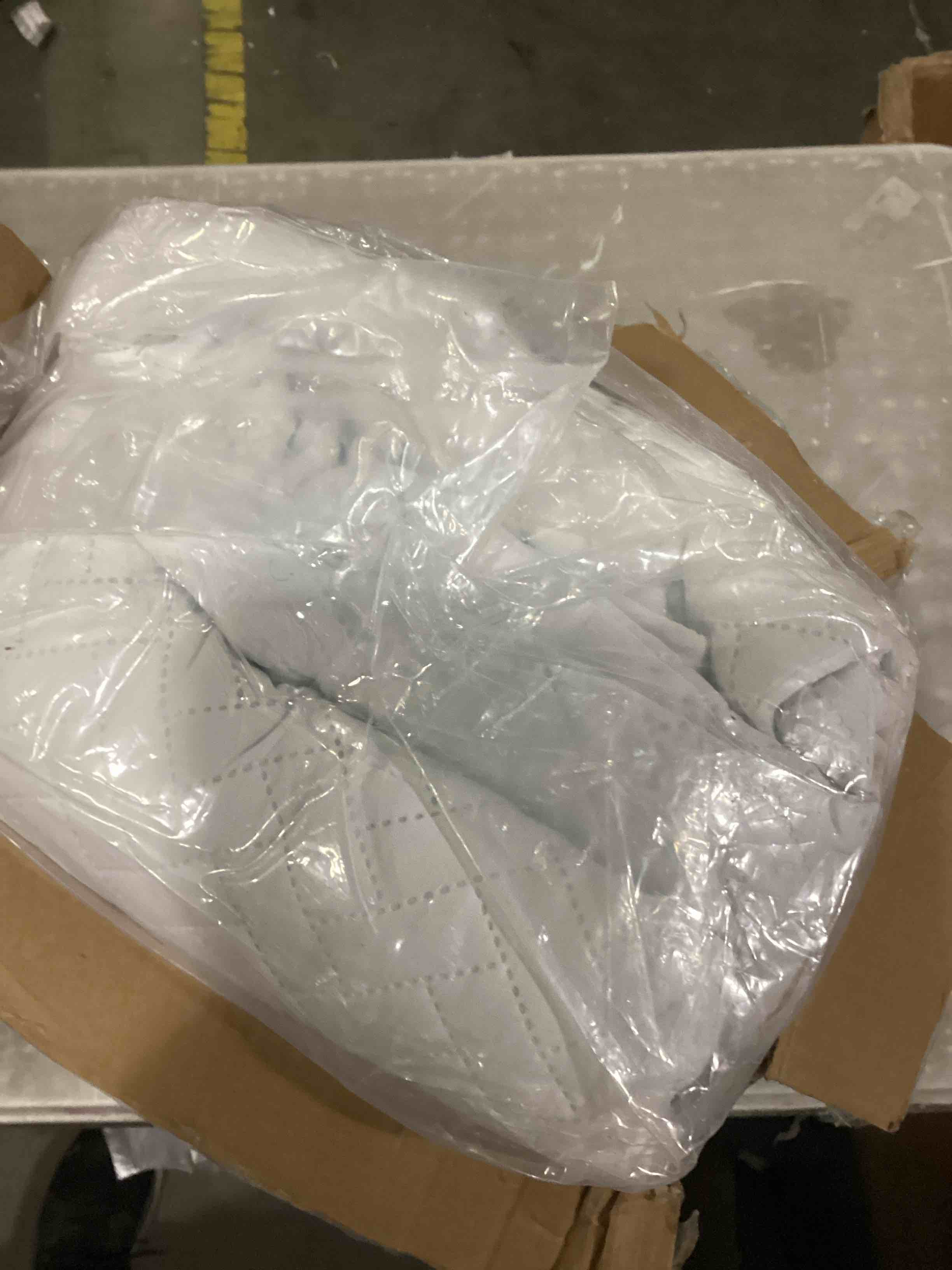 https://s3.amazonaws.com/lotting-images-prod/bidfta/PPE1438772_1742927506570.jpeg