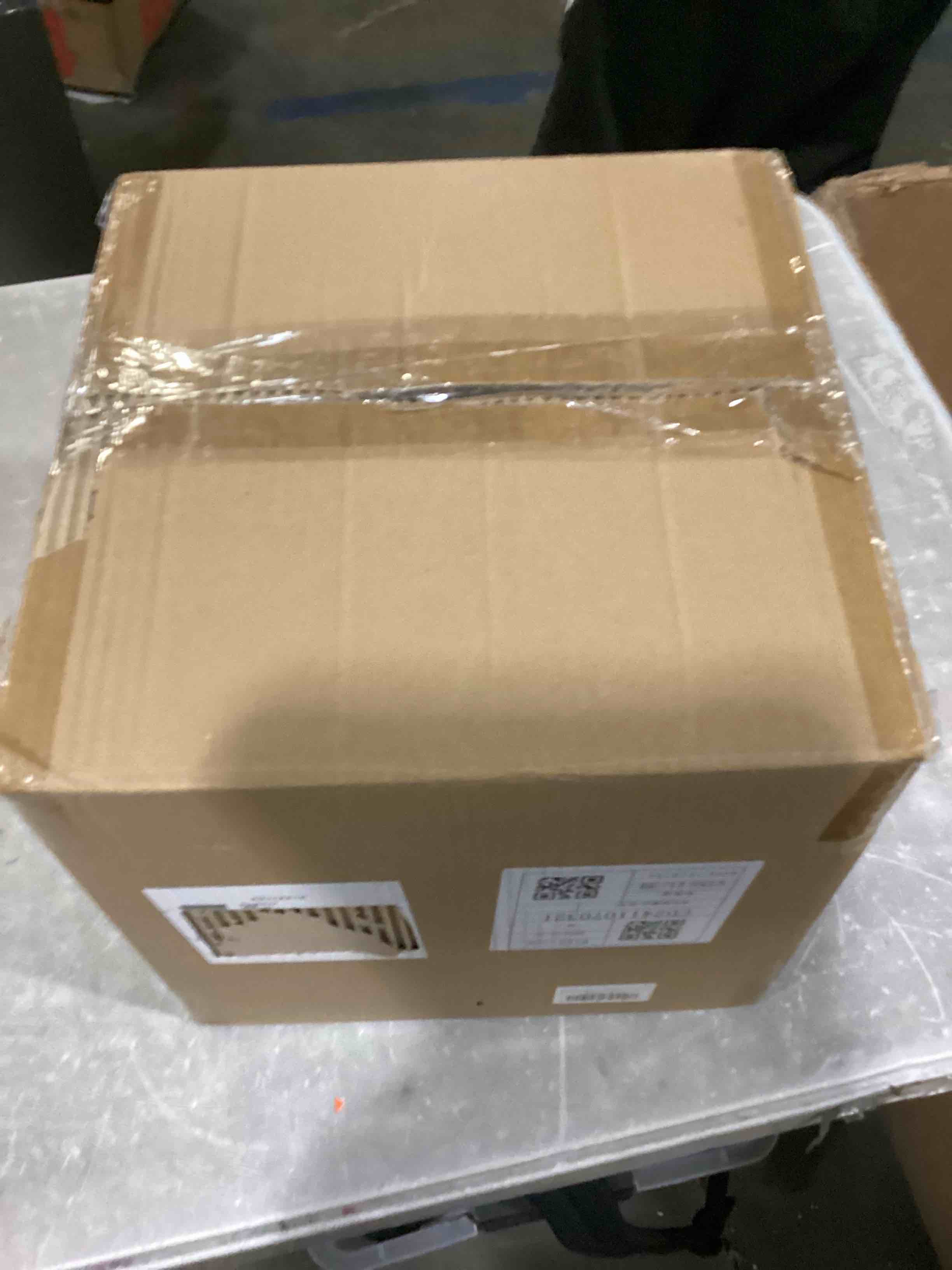 https://s3.amazonaws.com/lotting-images-prod/bidfta/PPE1439156_1743187862604.jpeg